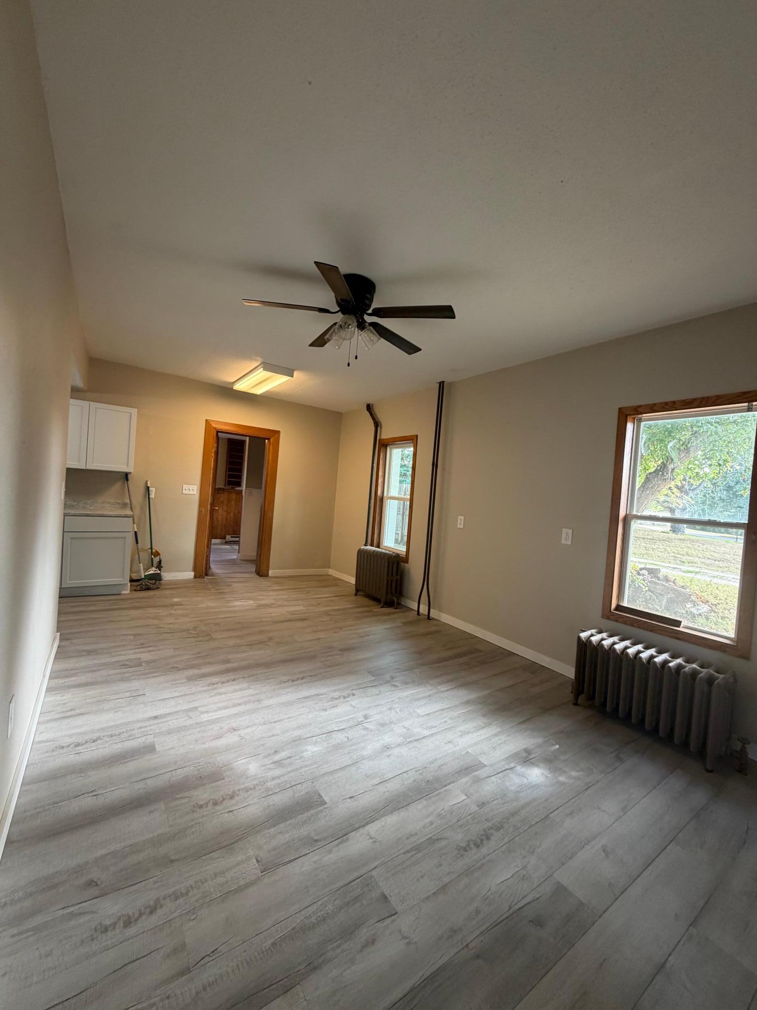 311 E 4th Street Property Photo 2