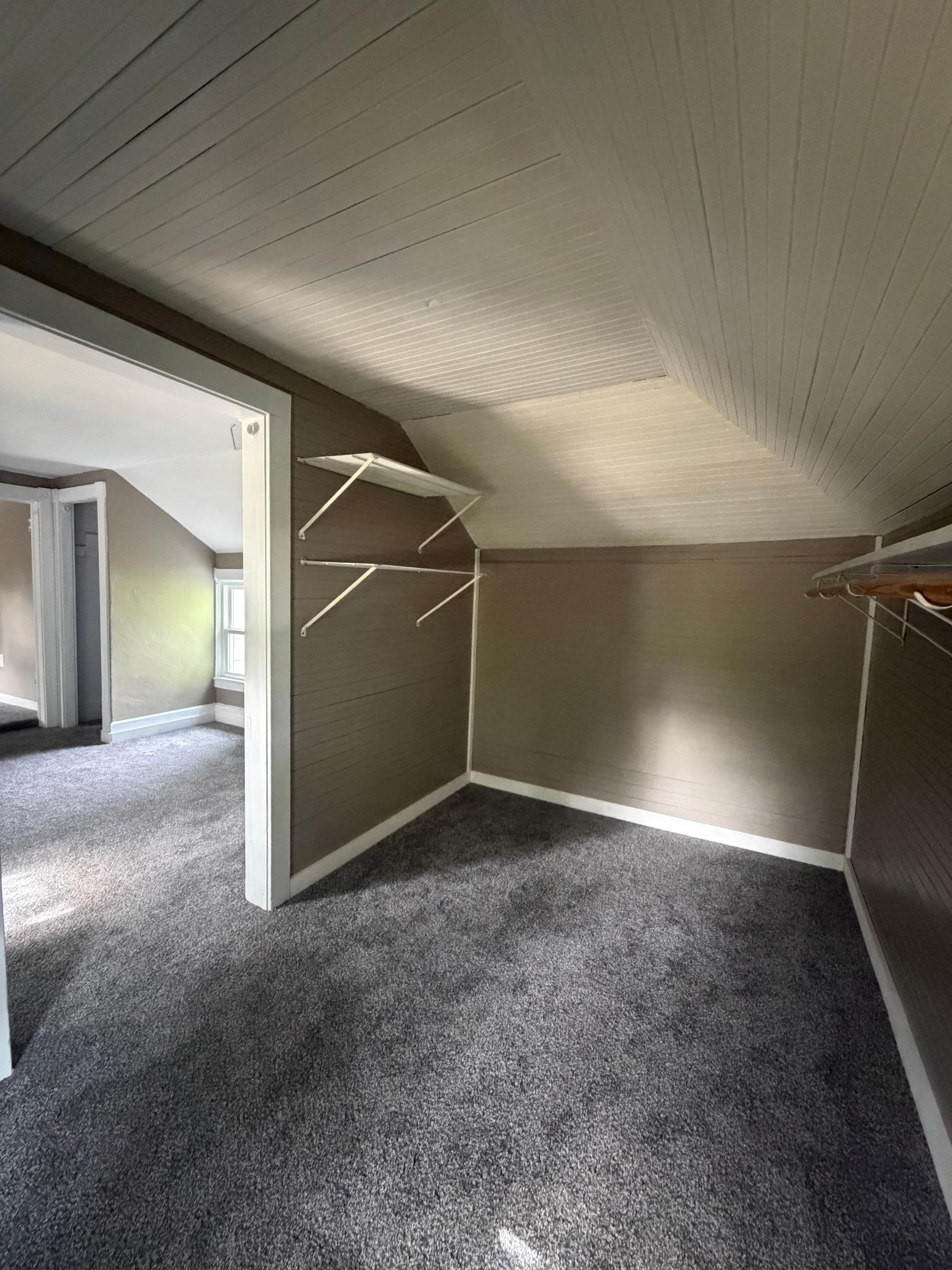 311 E 4th Street Property Photo 6