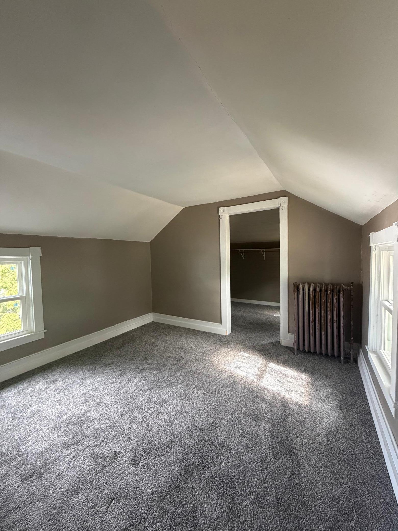 311 E 4th Street Property Photo 10