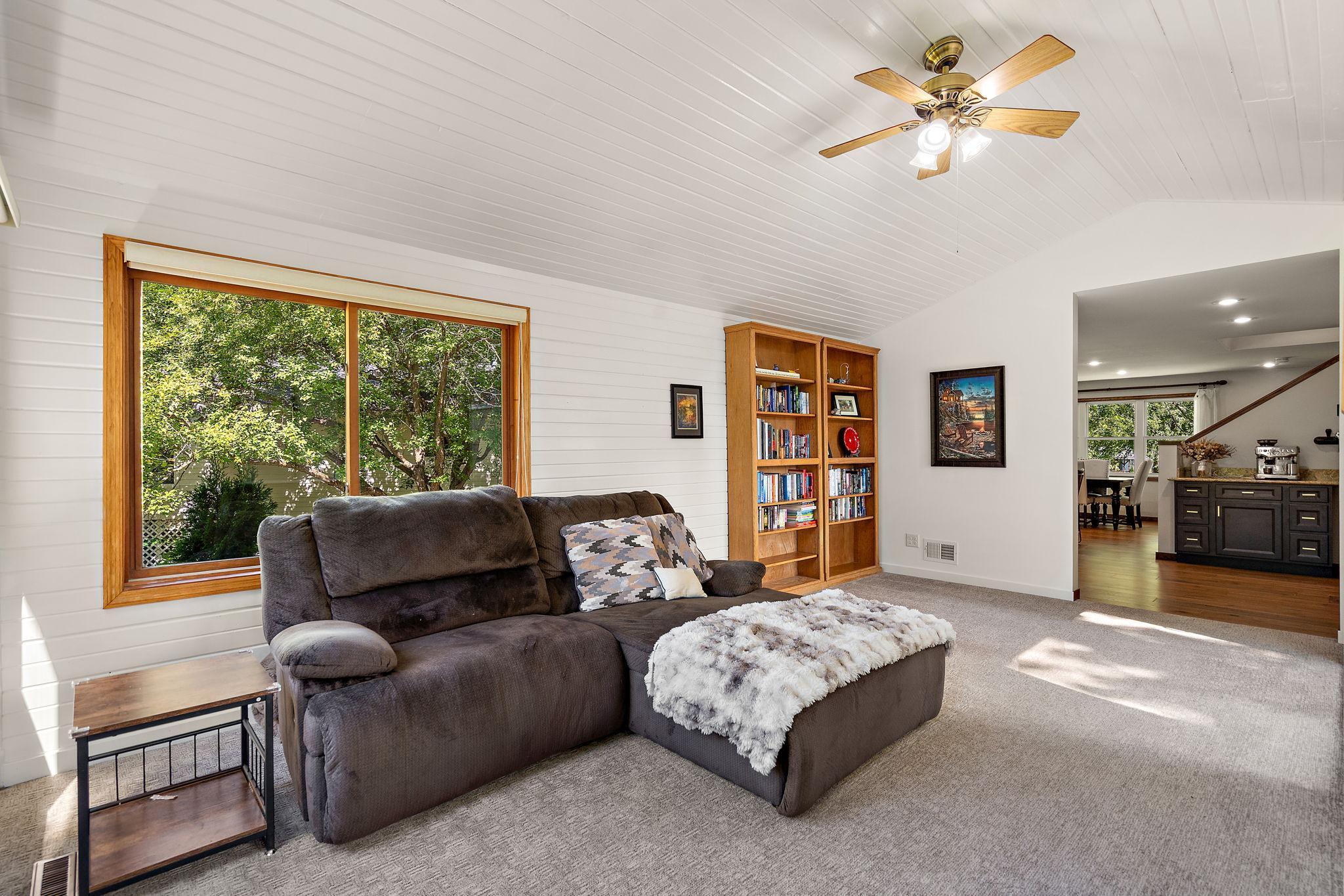 1419 Three Oaks Avenue Property Photo 14