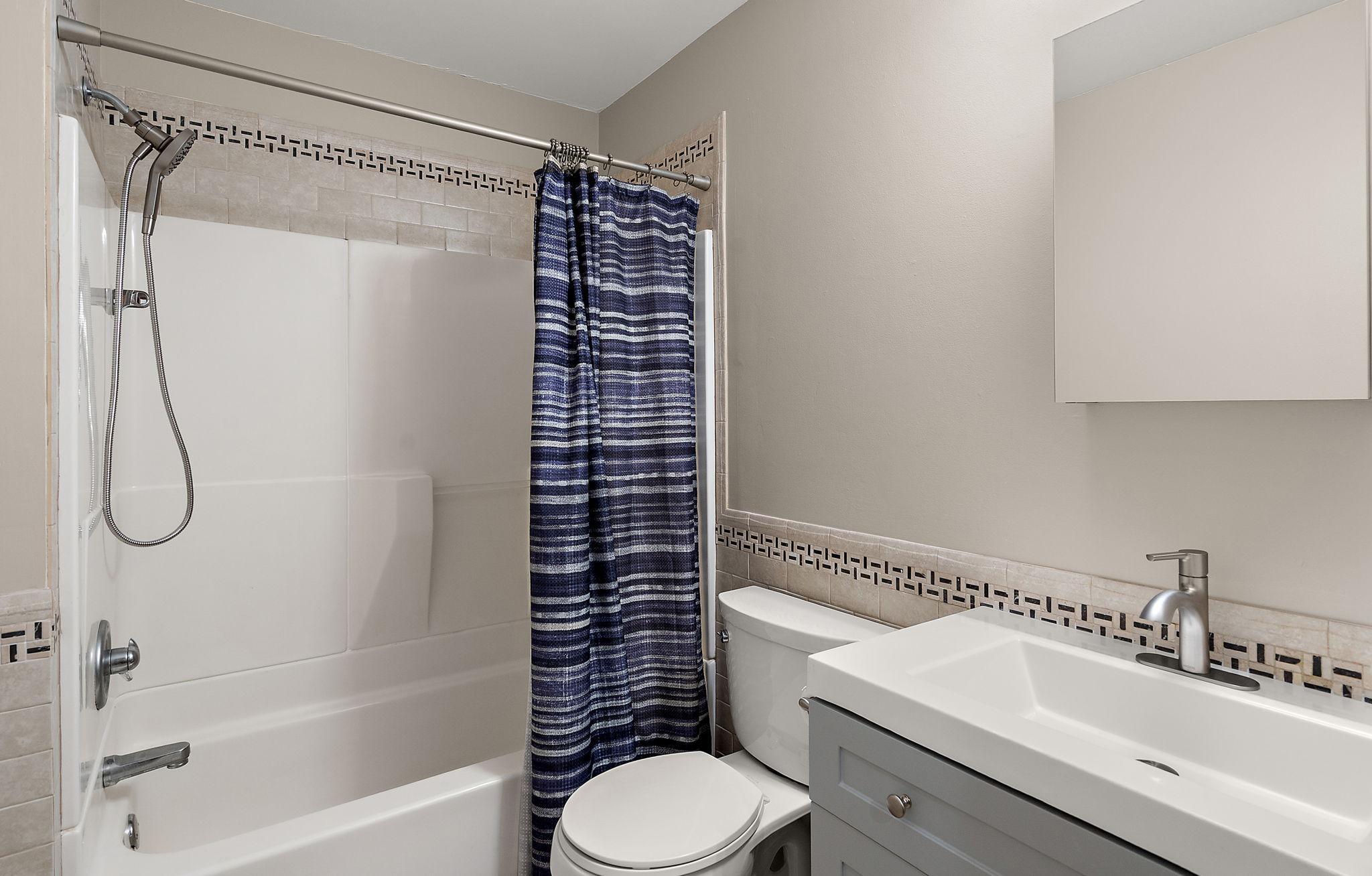 1419 Three Oaks Avenue Property Photo 24