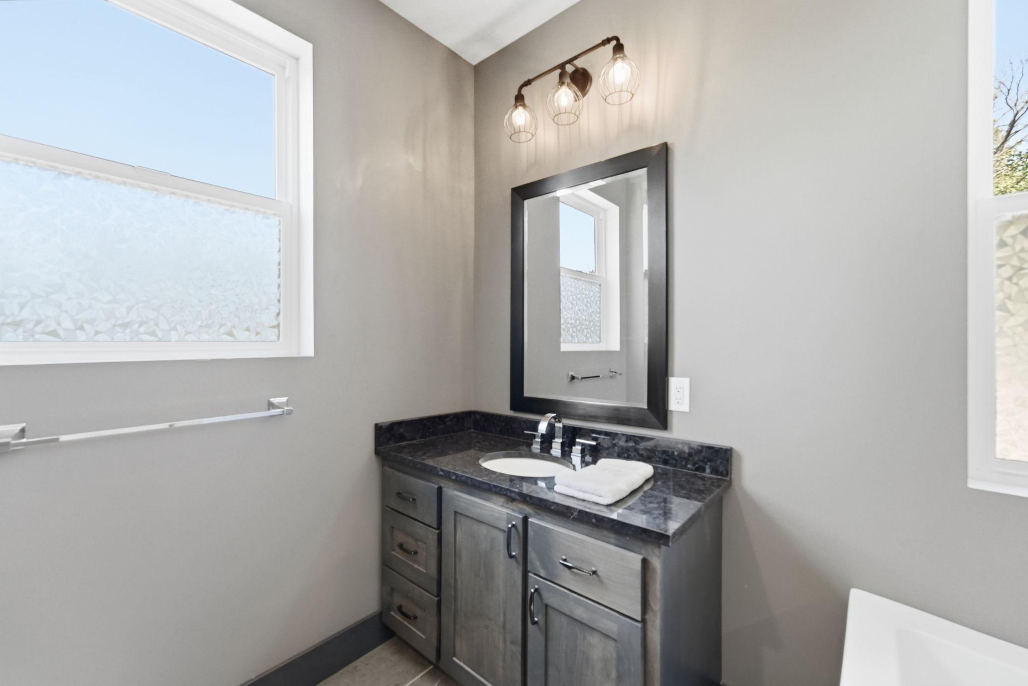 21921 Contrast Road Property Photo 24