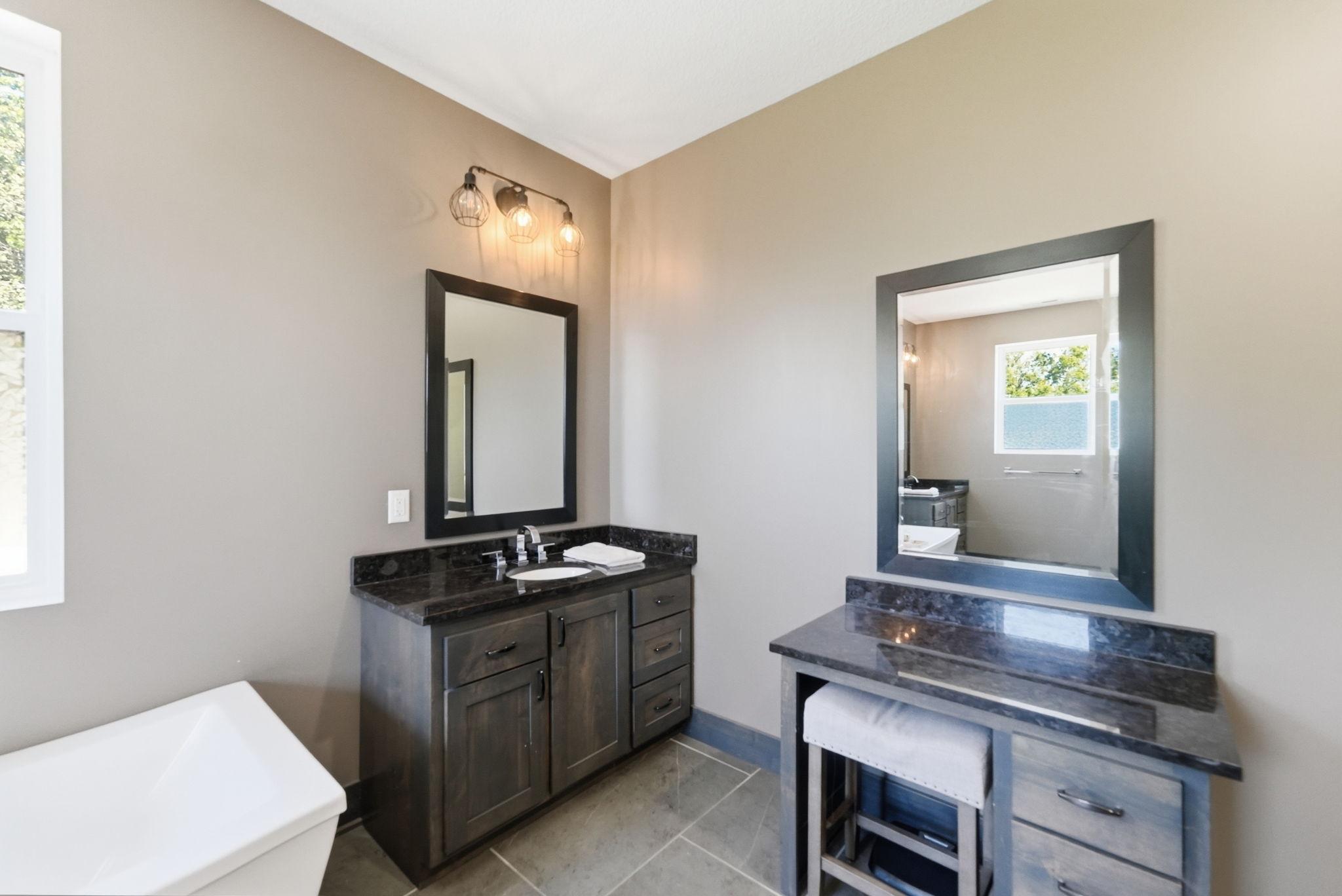21921 Contrast Road Property Photo 26
