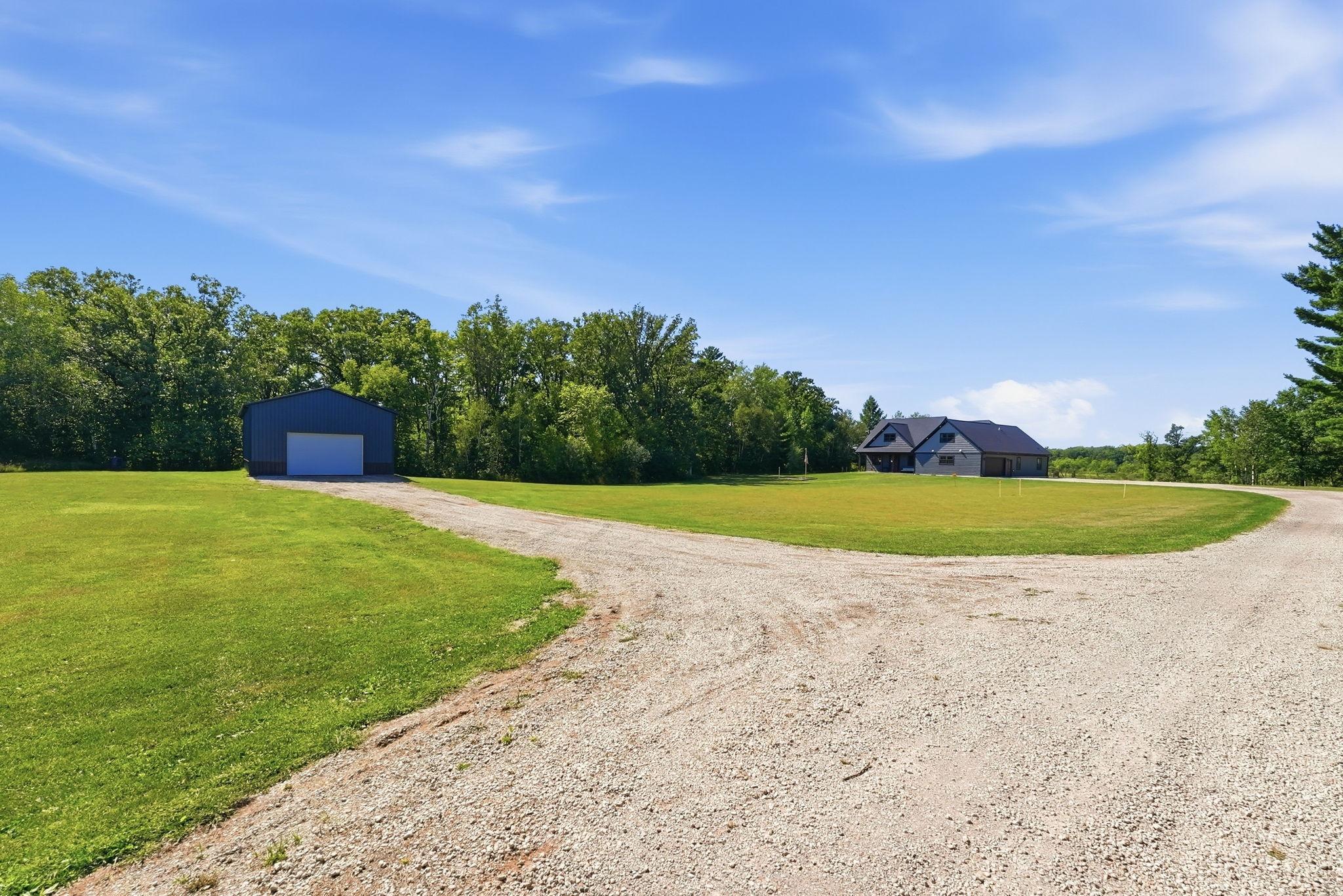 21921 Contrast Road Property Photo 45