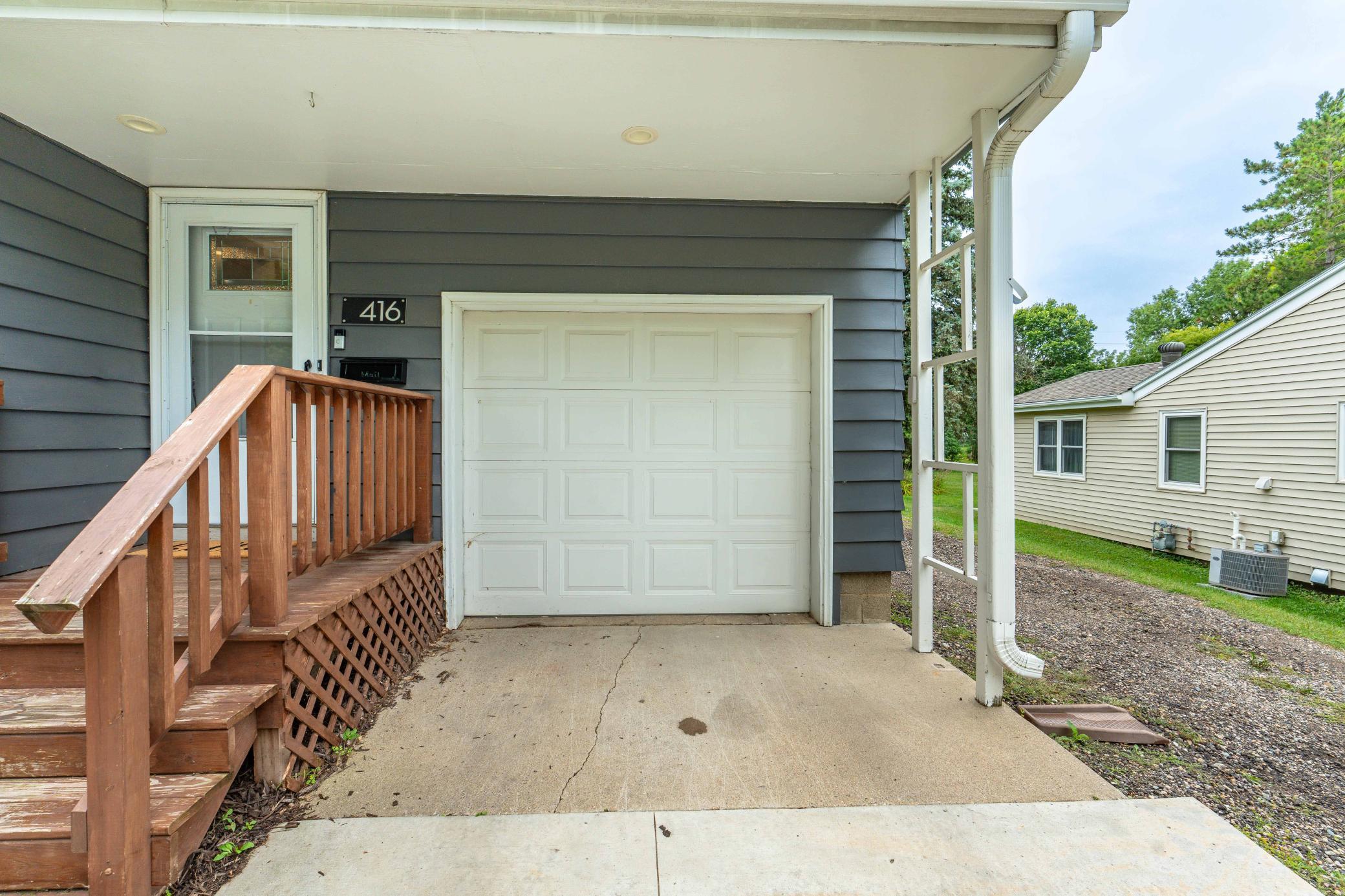 416 E Saint Charles Avenue Property Photo 5