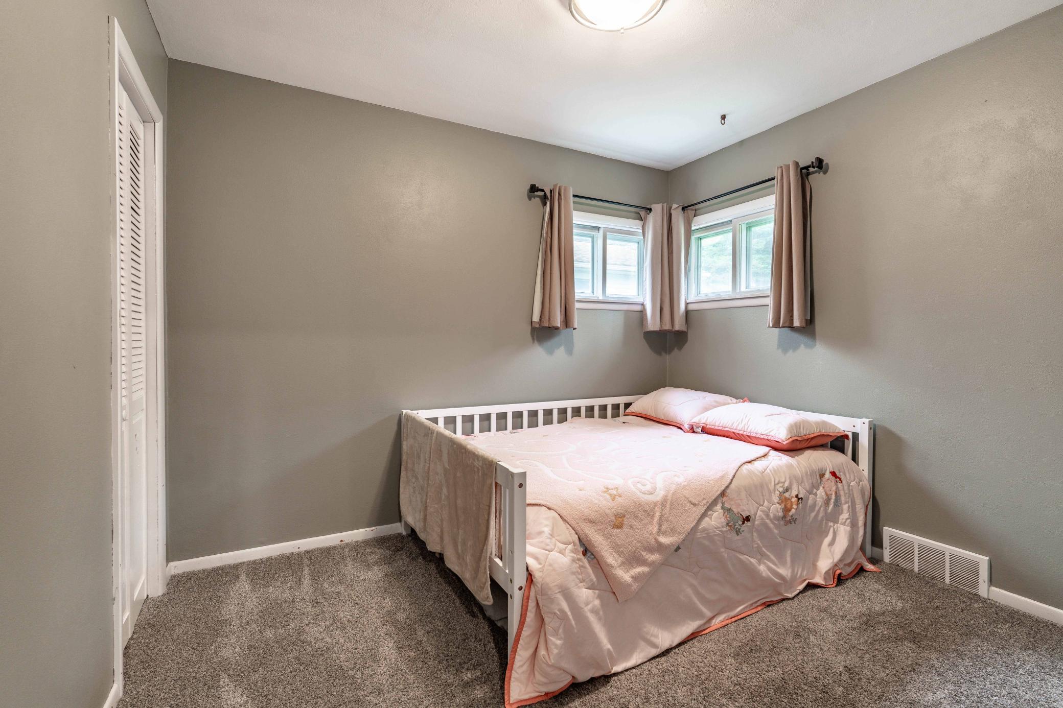 416 E Saint Charles Avenue Property Photo 38