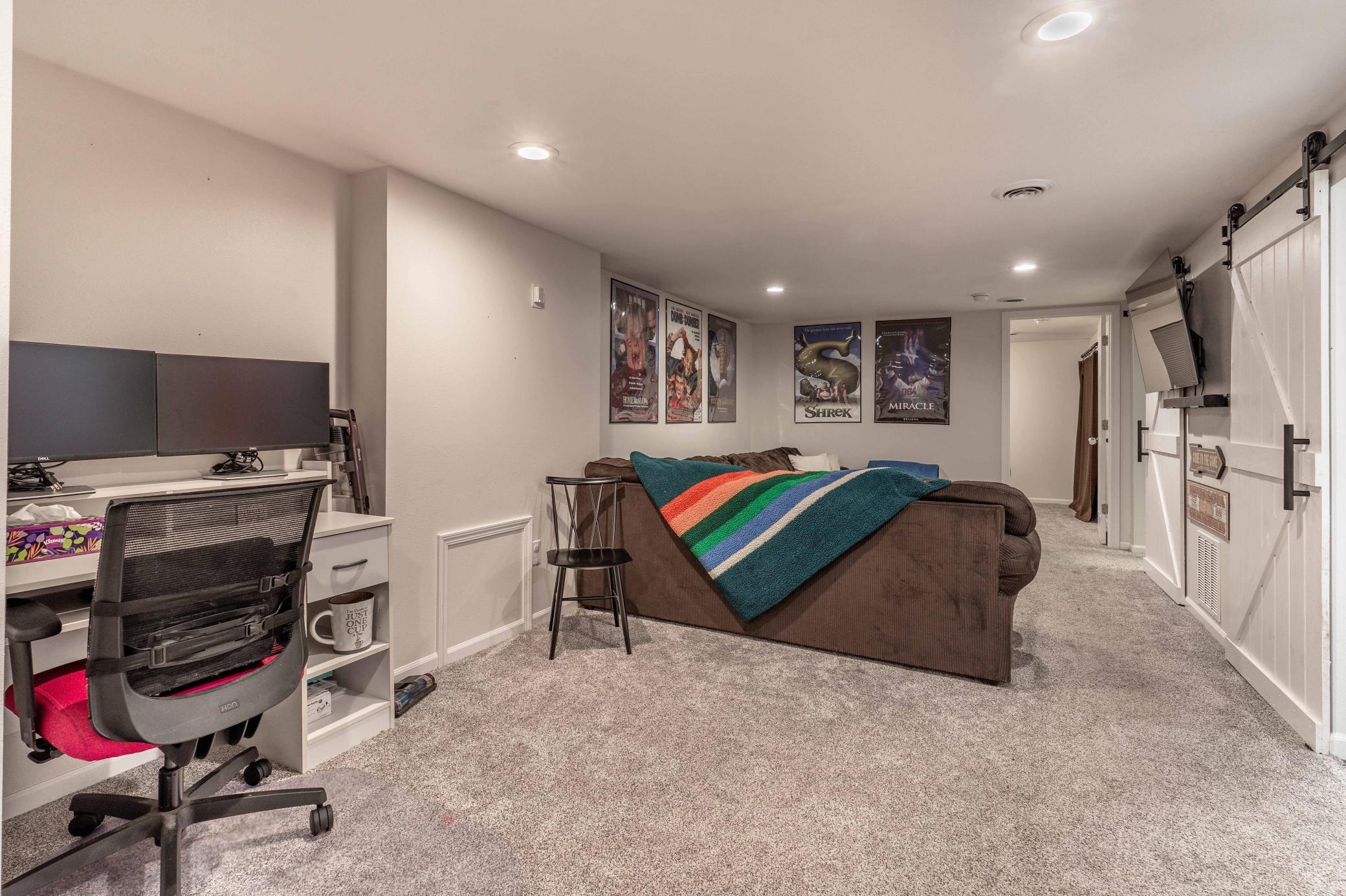 416 E Saint Charles Avenue Property Photo 44