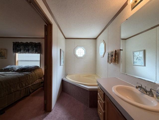 295 Tingdale Street N Property Photo 18