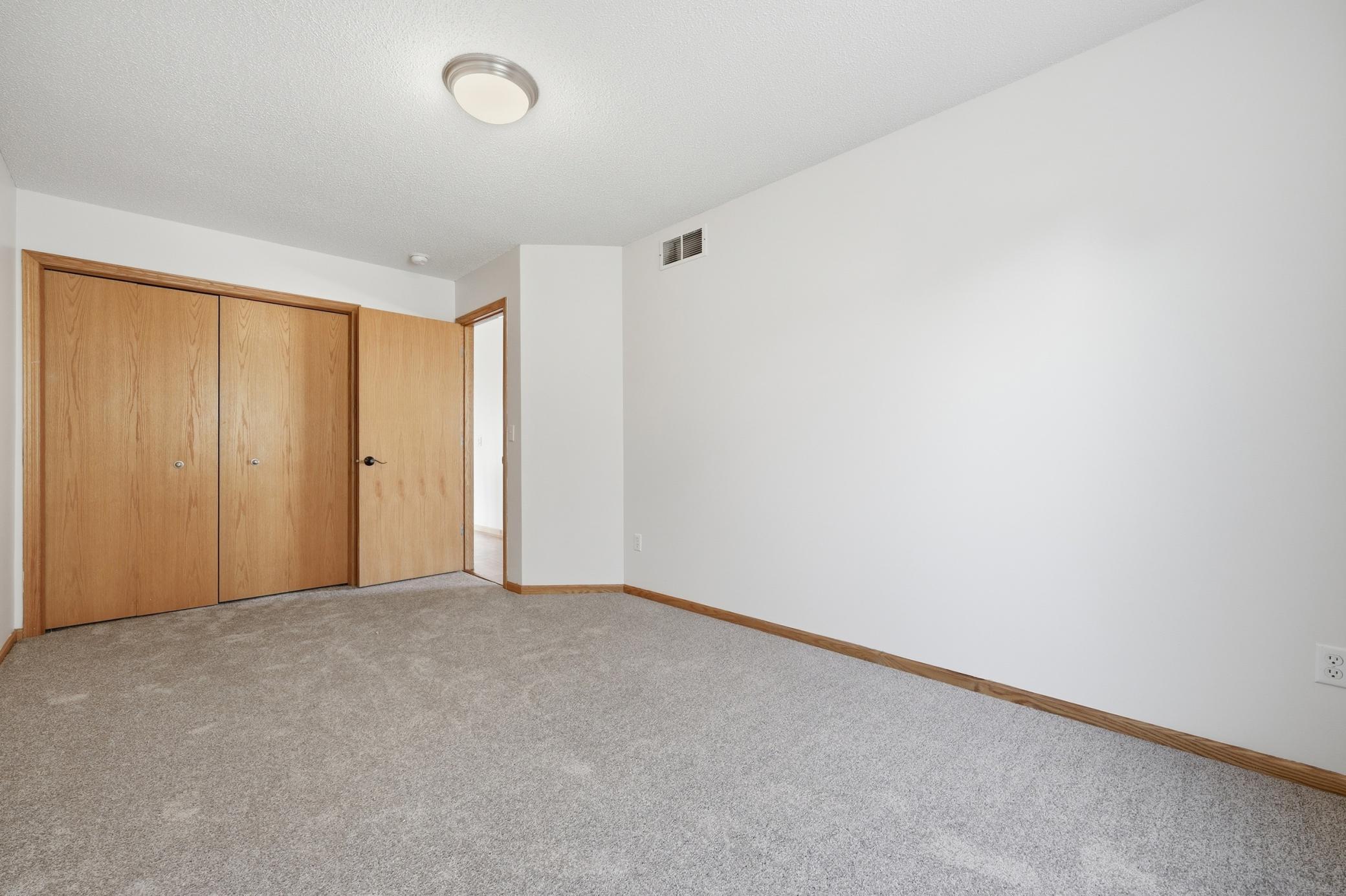 1114 Hidden Creek Boulevard Property Photo 12