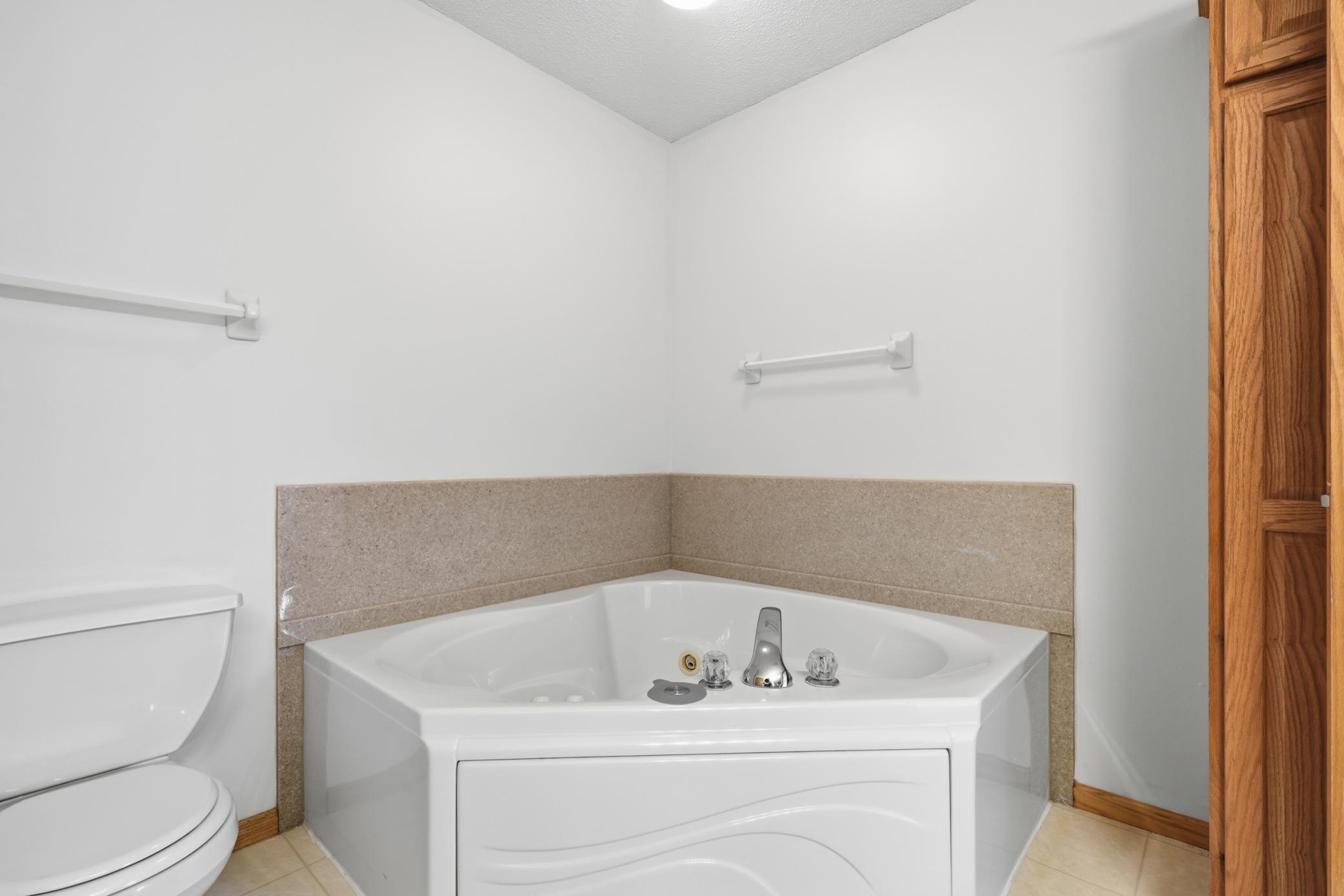 1114 Hidden Creek Boulevard Property Photo 15