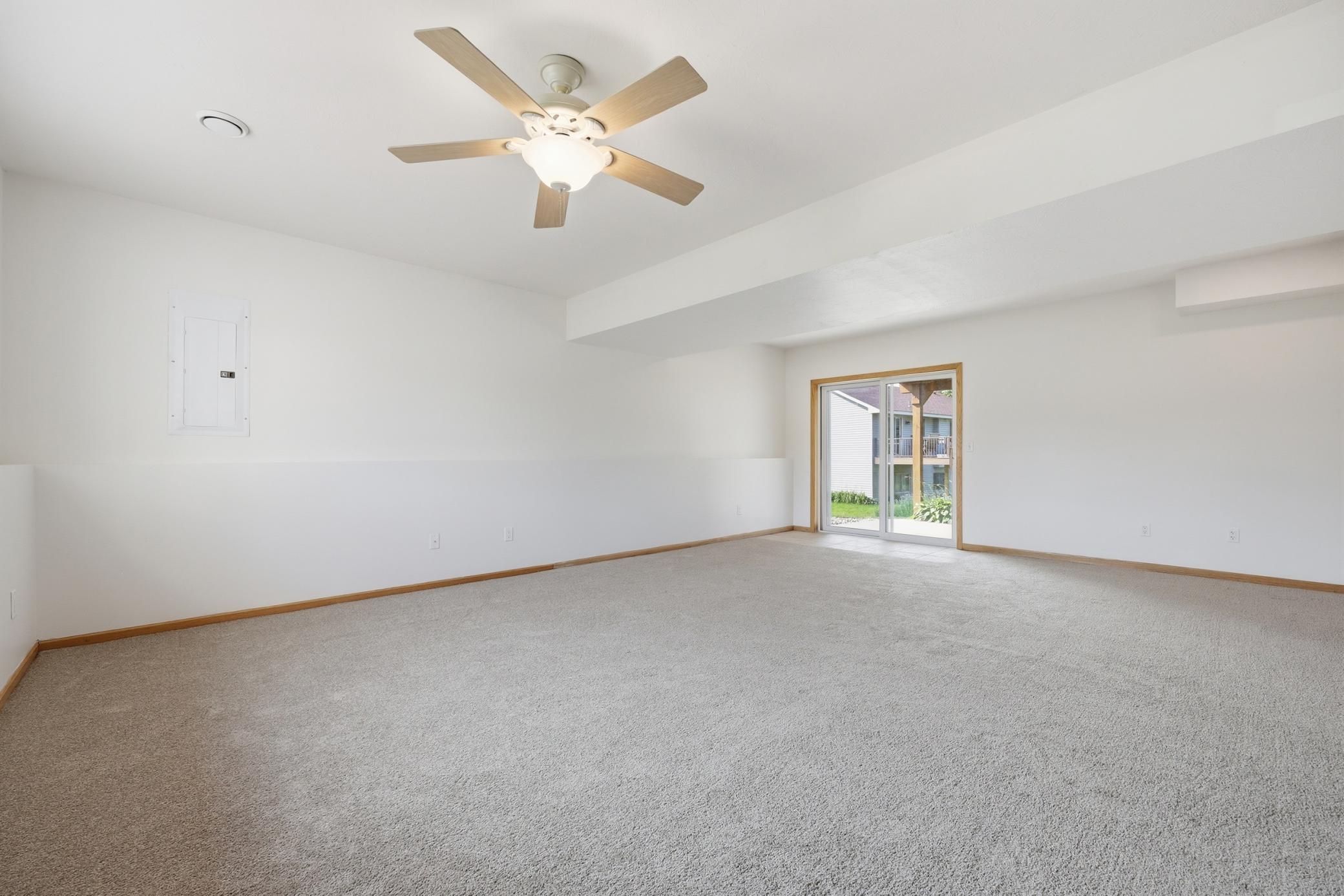 1114 Hidden Creek Boulevard Property Photo 22