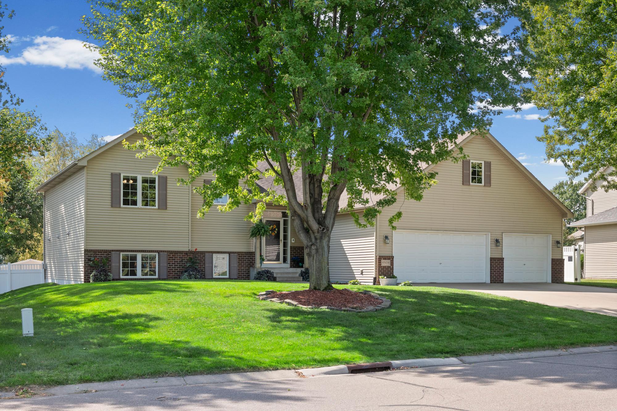 9508 204th Street W Property Photo 3