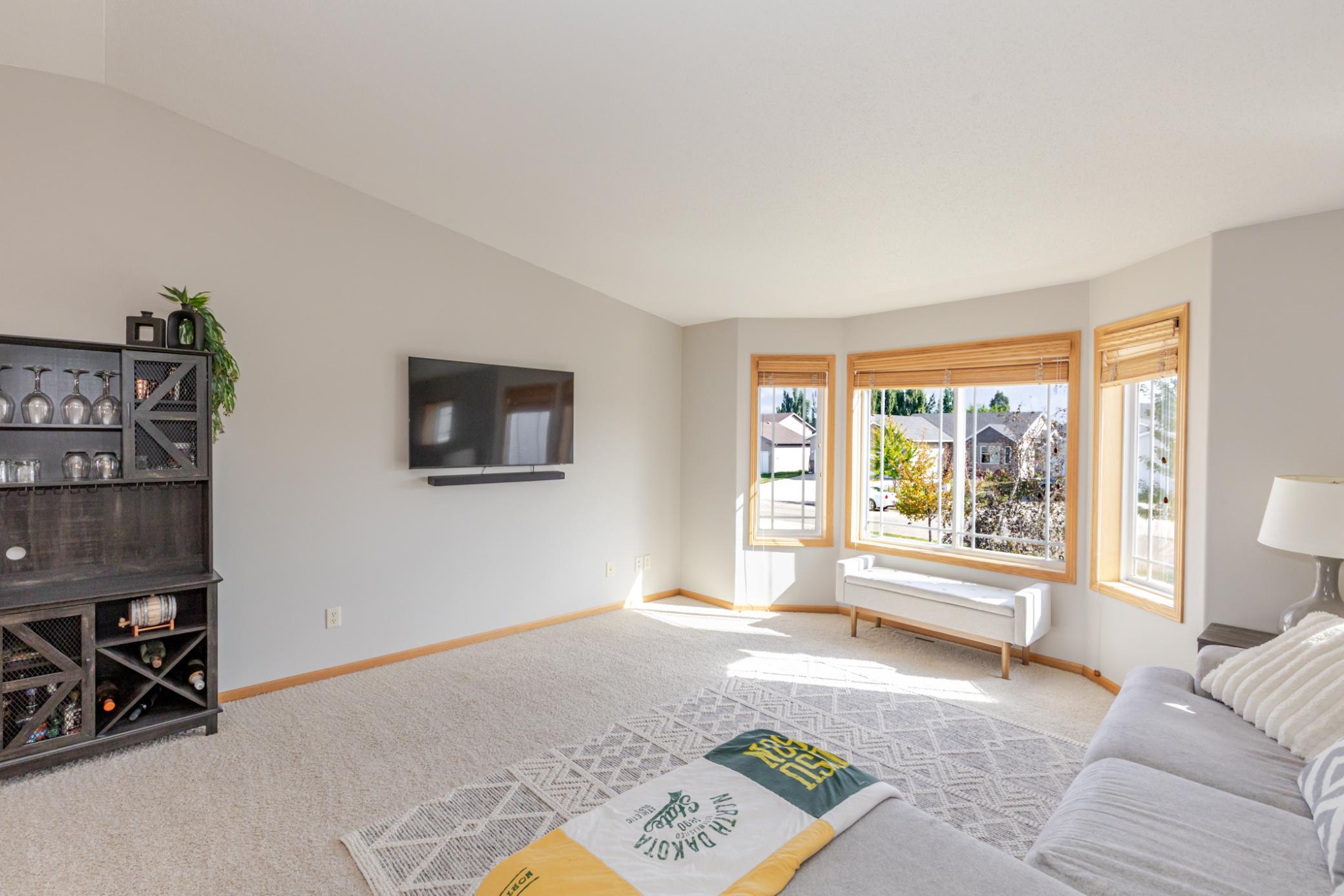 802 18th Avenue W Property Photo 10