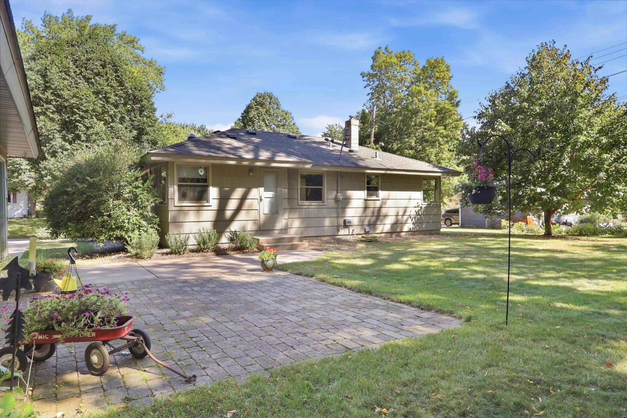 16403 Seymour Drive Property Photo 34