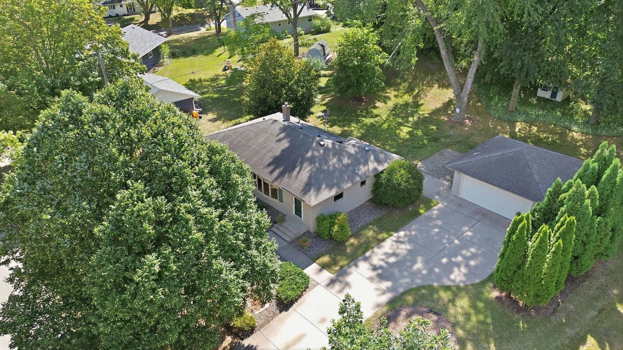 16403 Seymour Drive Property Photo 40