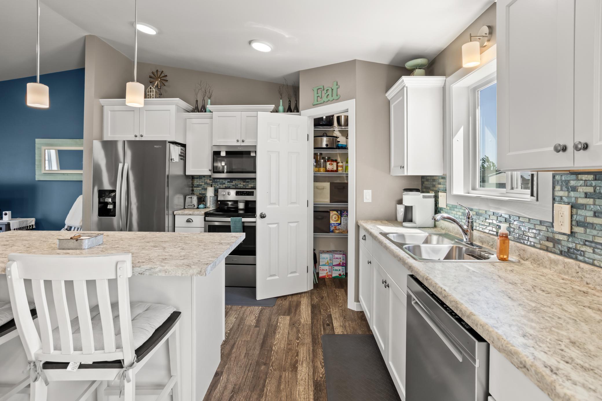 252 4th Street Property Photo 10