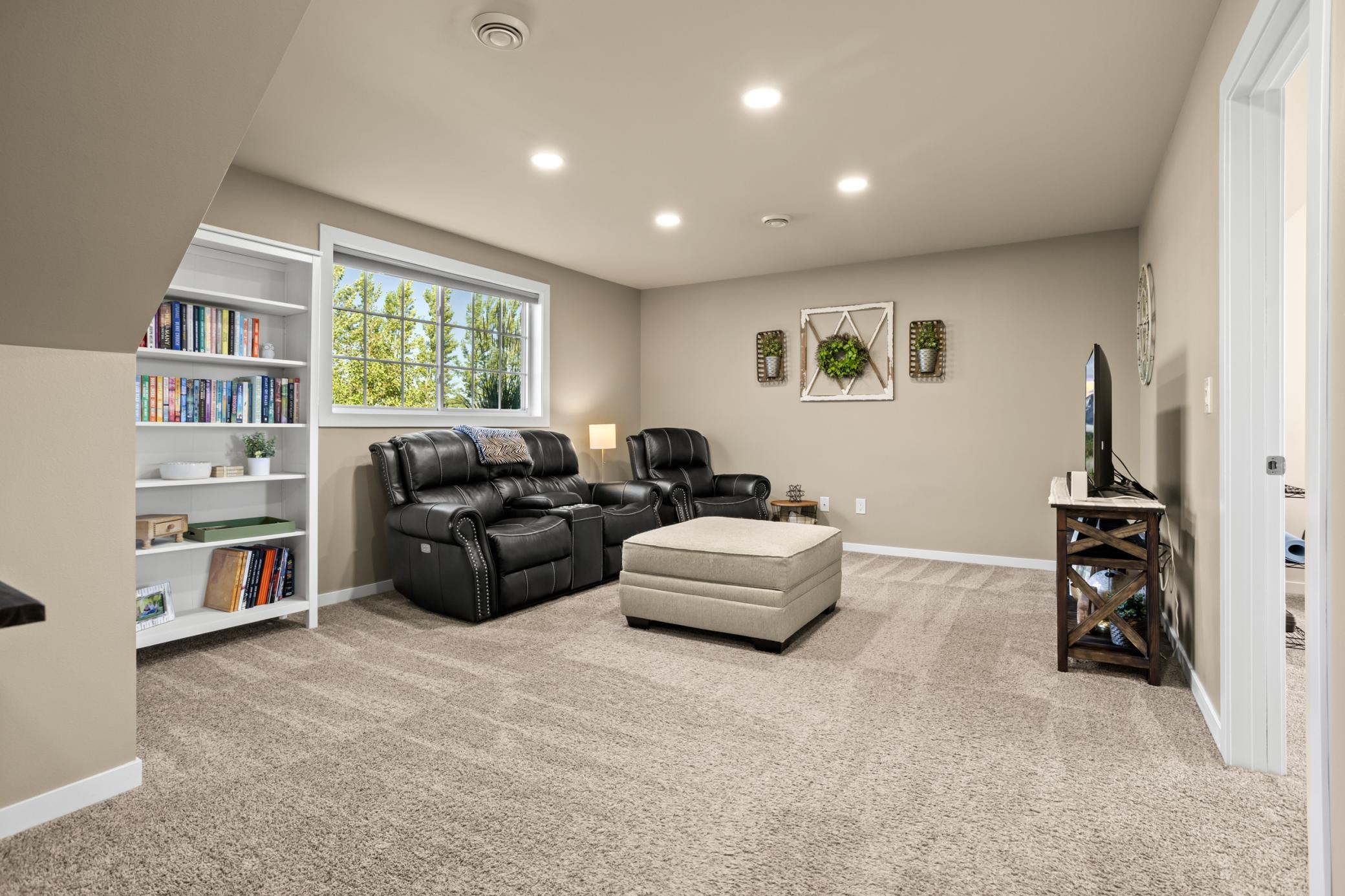 252 4th Street Property Photo 20