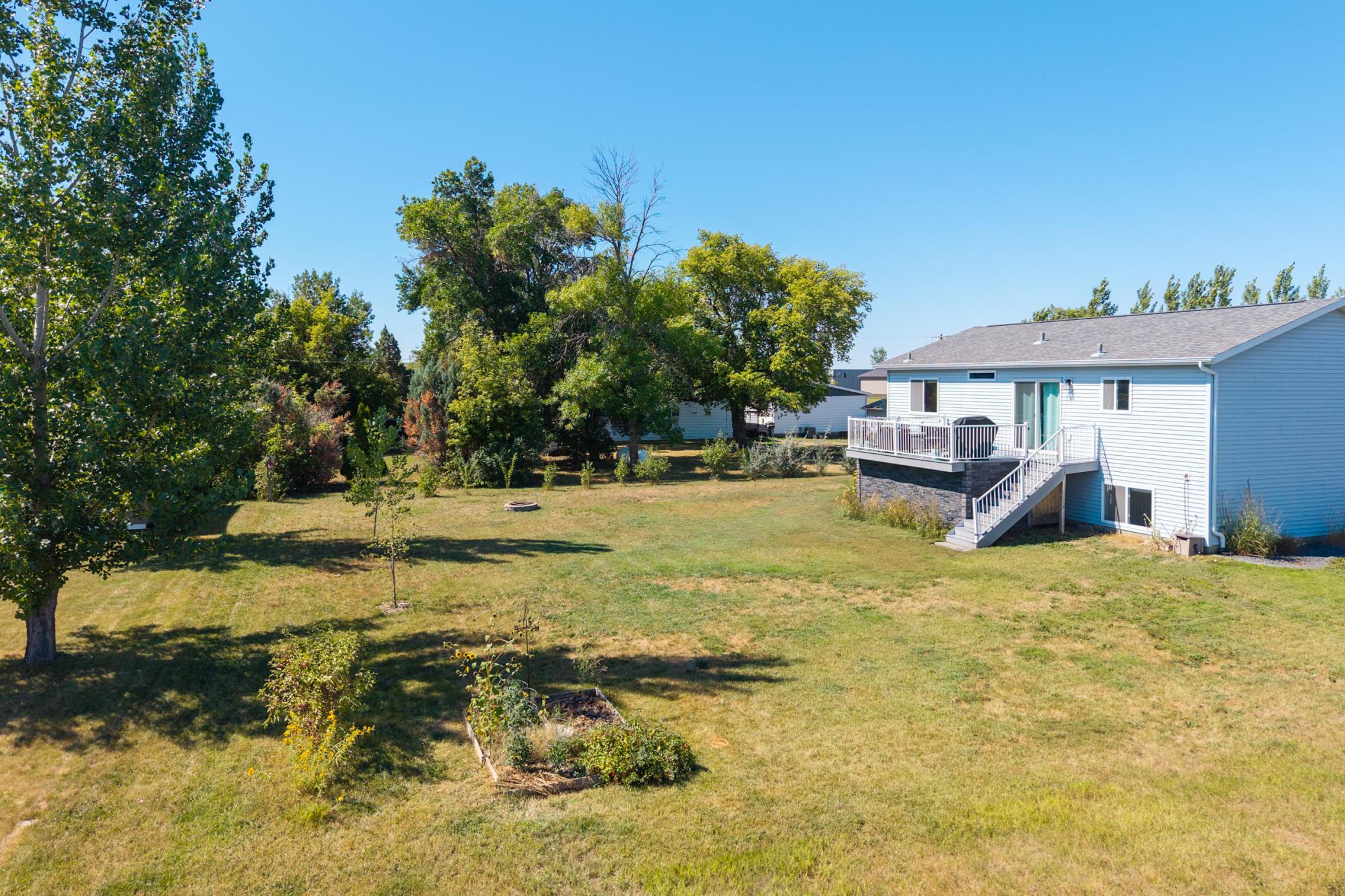 252 4th Street Property Photo 32