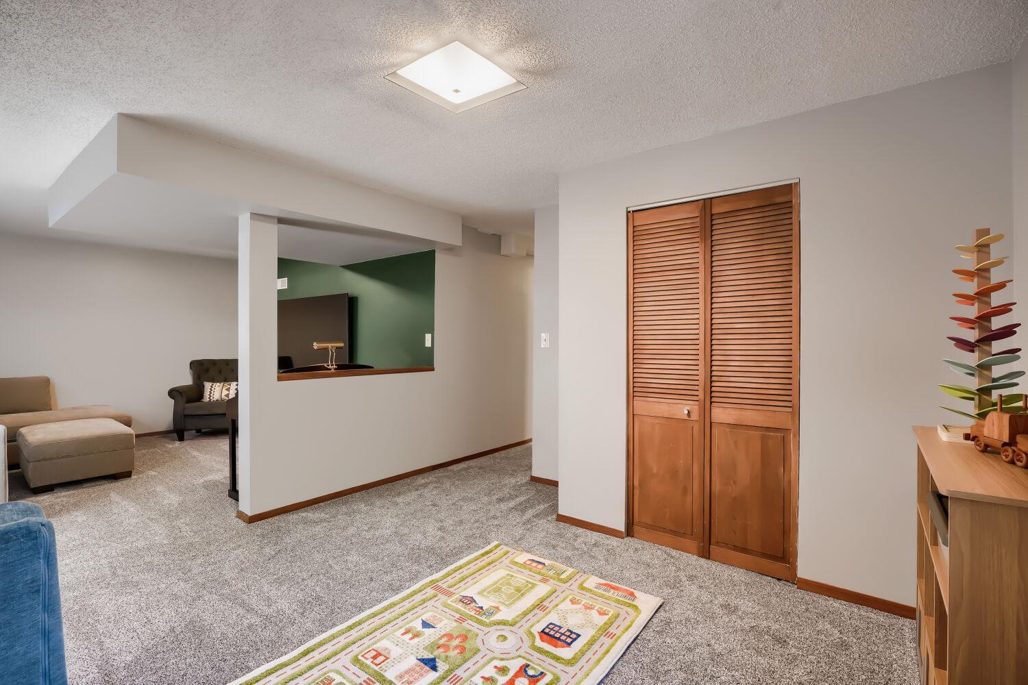7944 Grinnell Way Property Photo 25
