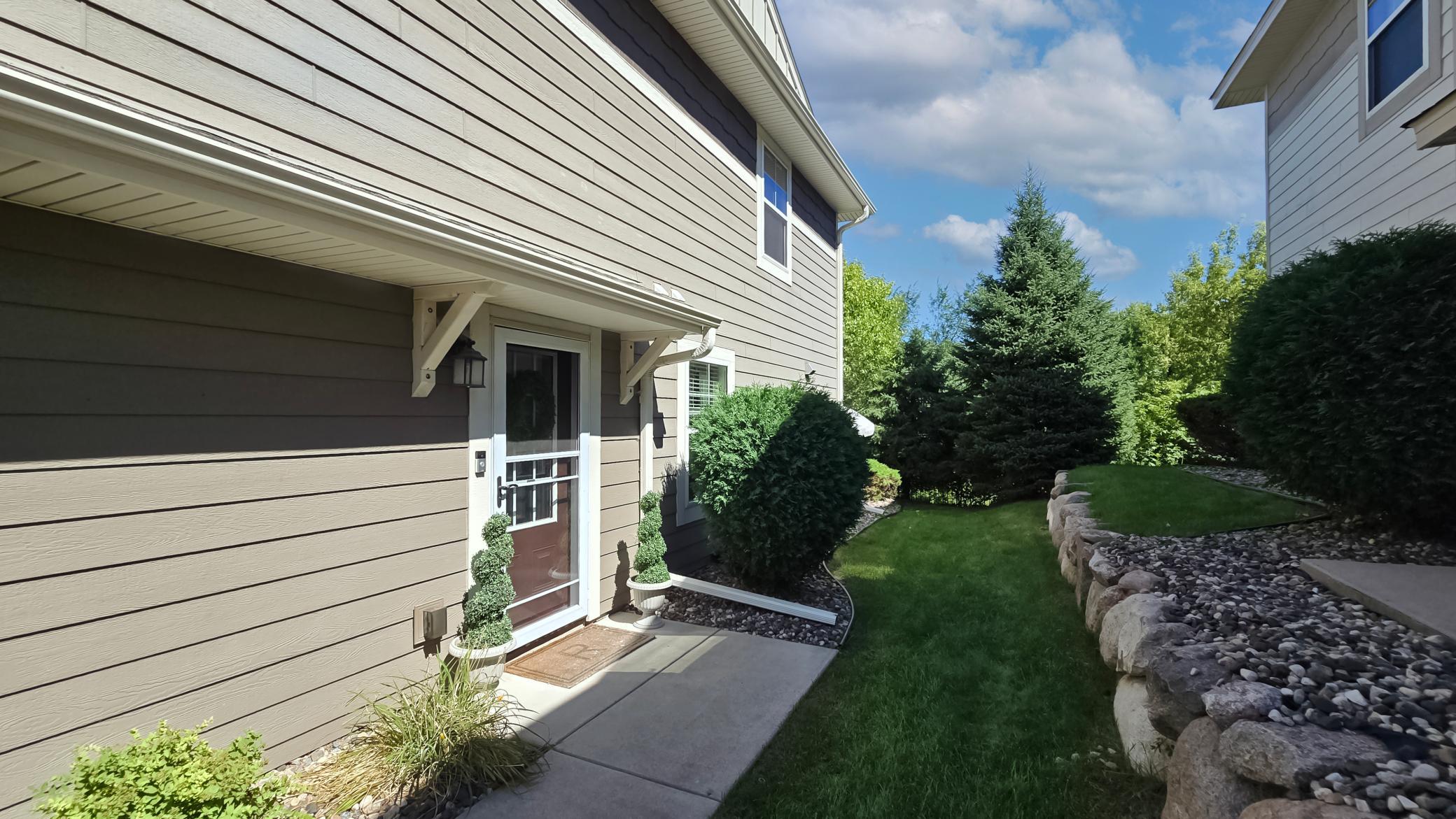 3976 Cedar Grove Lane Property Photo 2