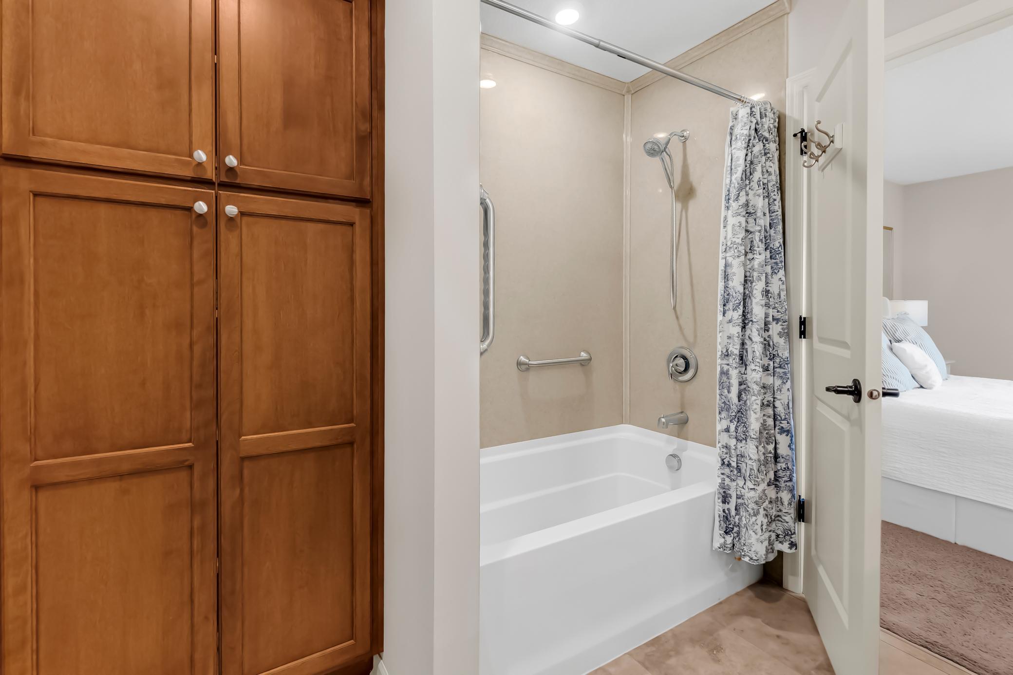 3976 Cedar Grove Lane Property Photo 16