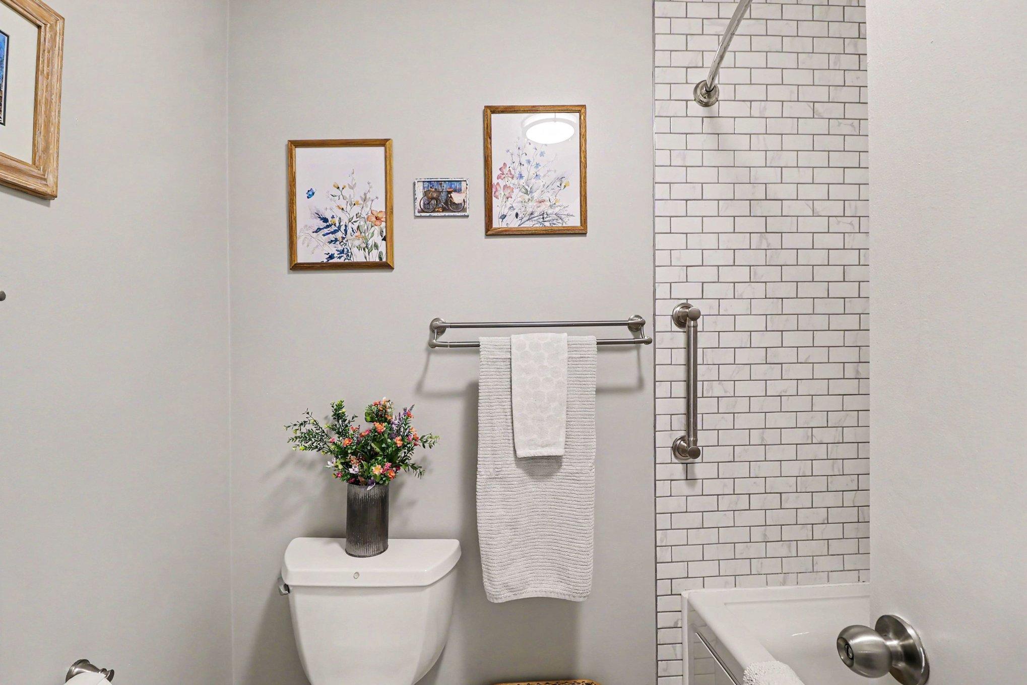 7601 Edinborough Way 6308 Property Photo 16
