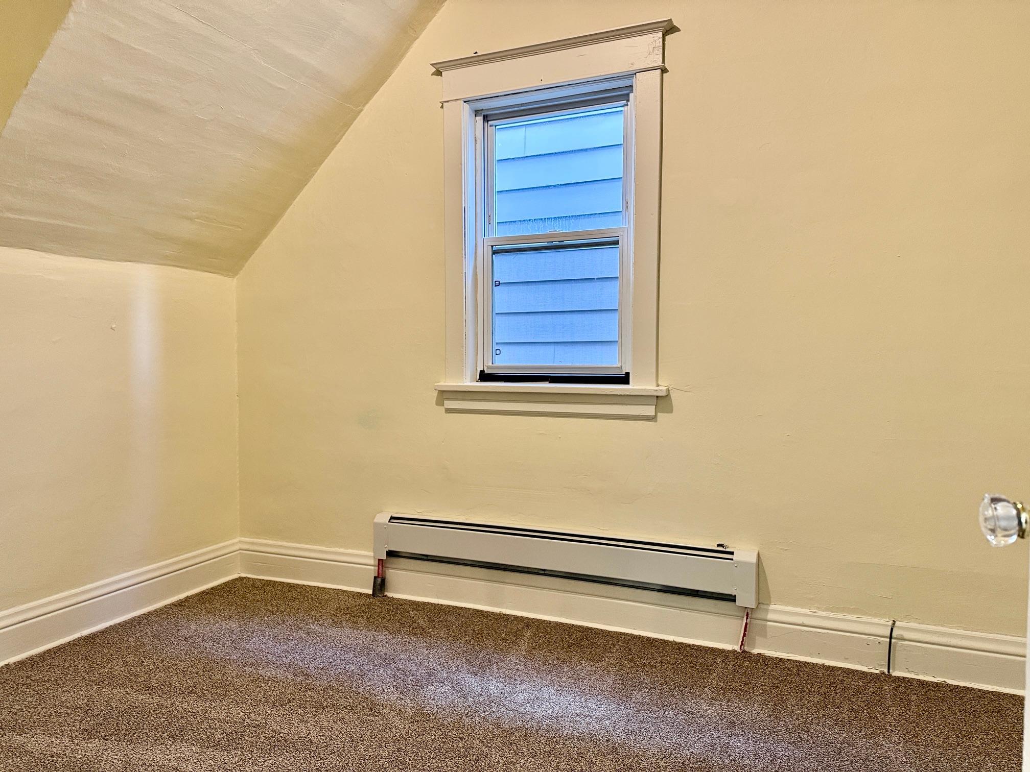 215 6th Street S Property Photo 5