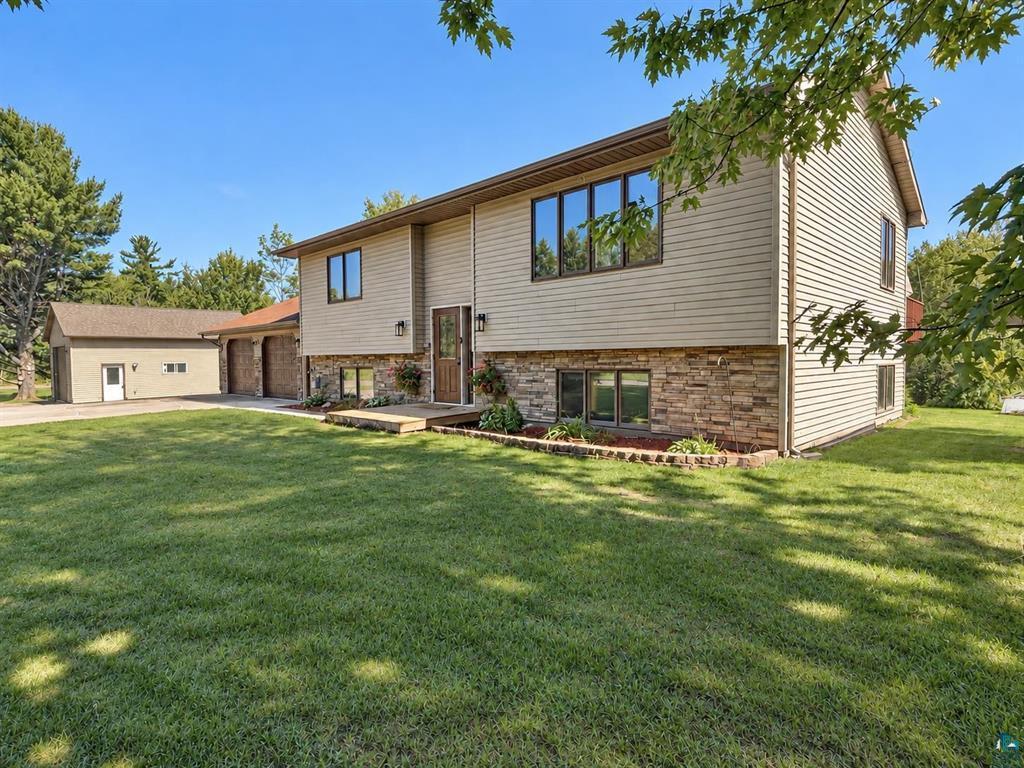10 Wilhelmina Drive Property Photo 1