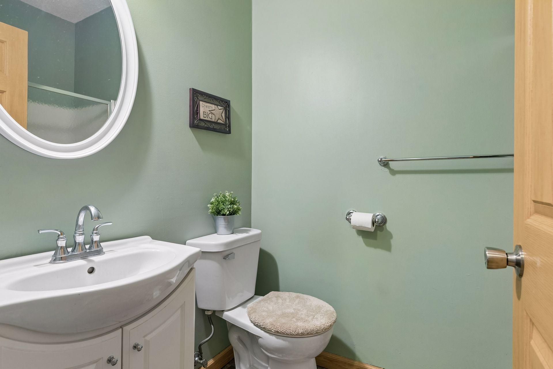 3027 Juniper Lane E Property Photo 17