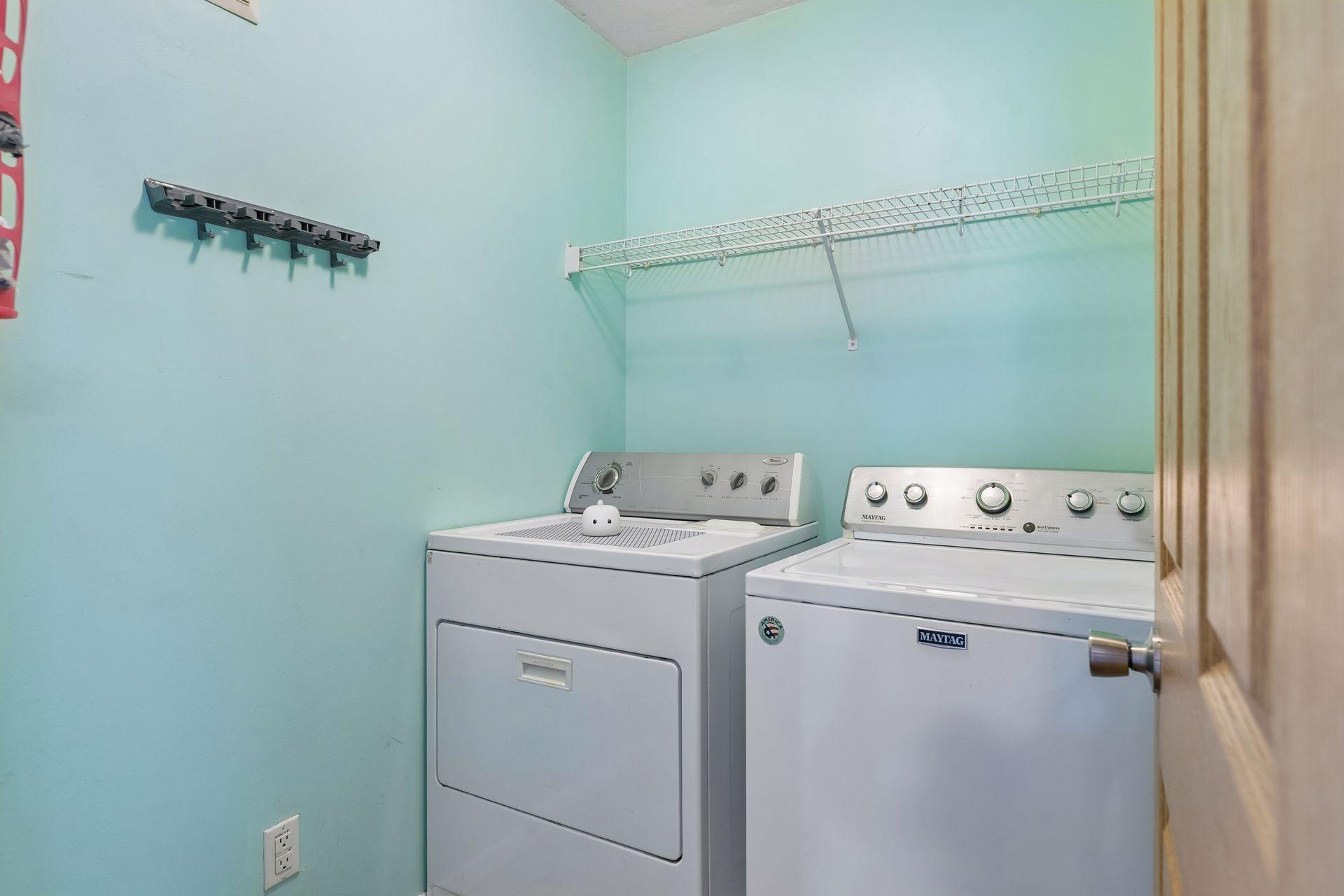 3027 Juniper Lane E Property Photo 31