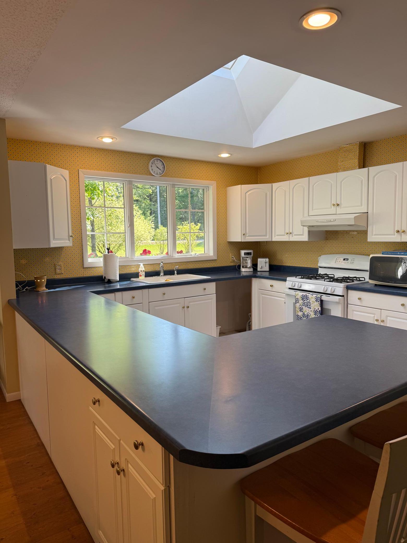870 Middle Road Property Photo 19