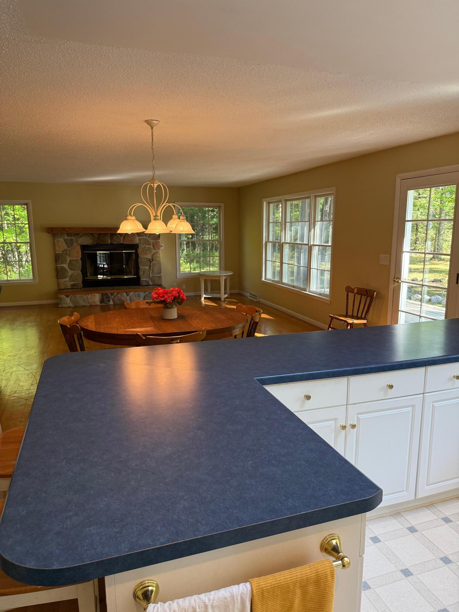 870 Middle Road Property Photo 20