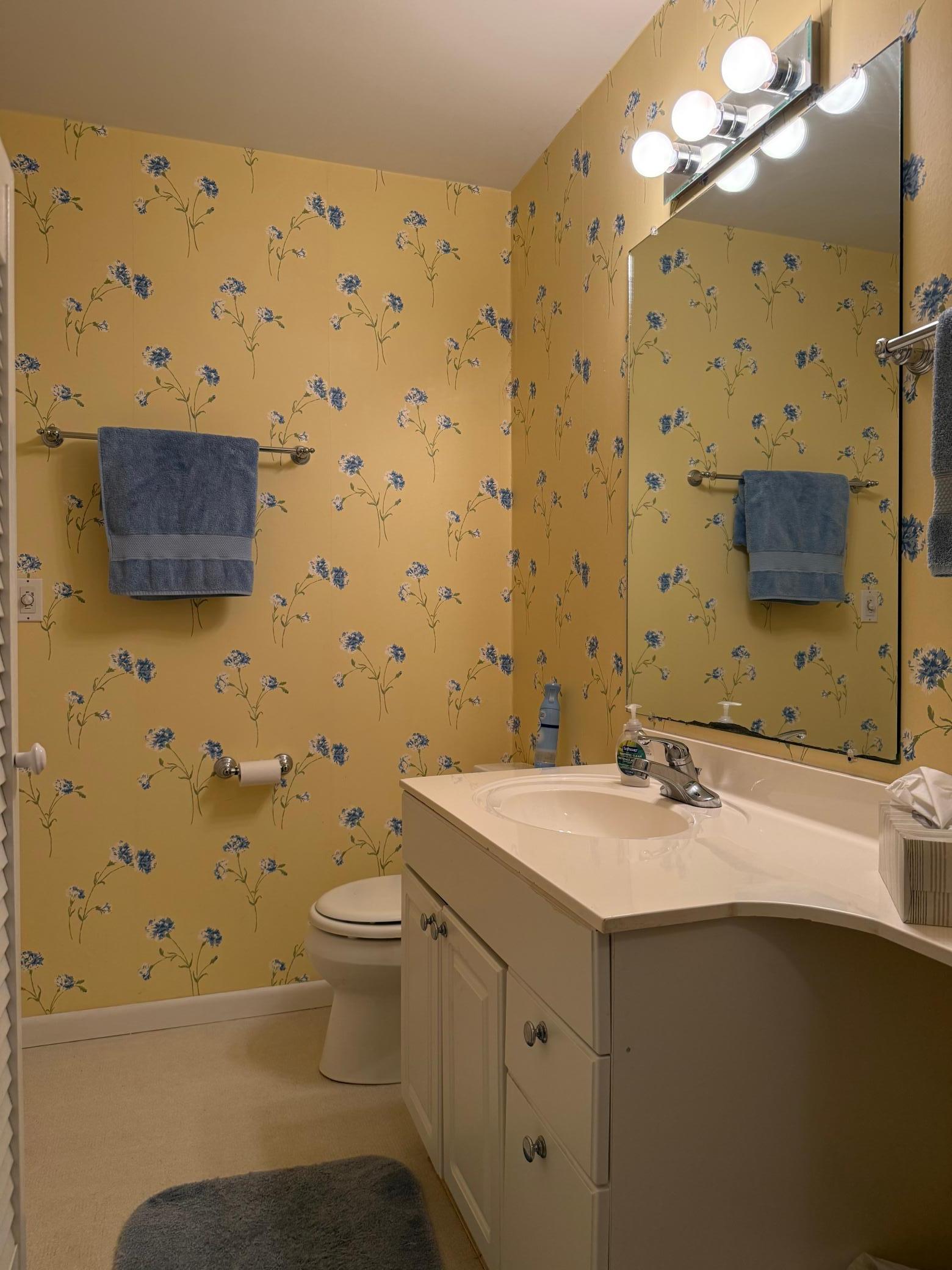 870 Middle Road Property Photo 33