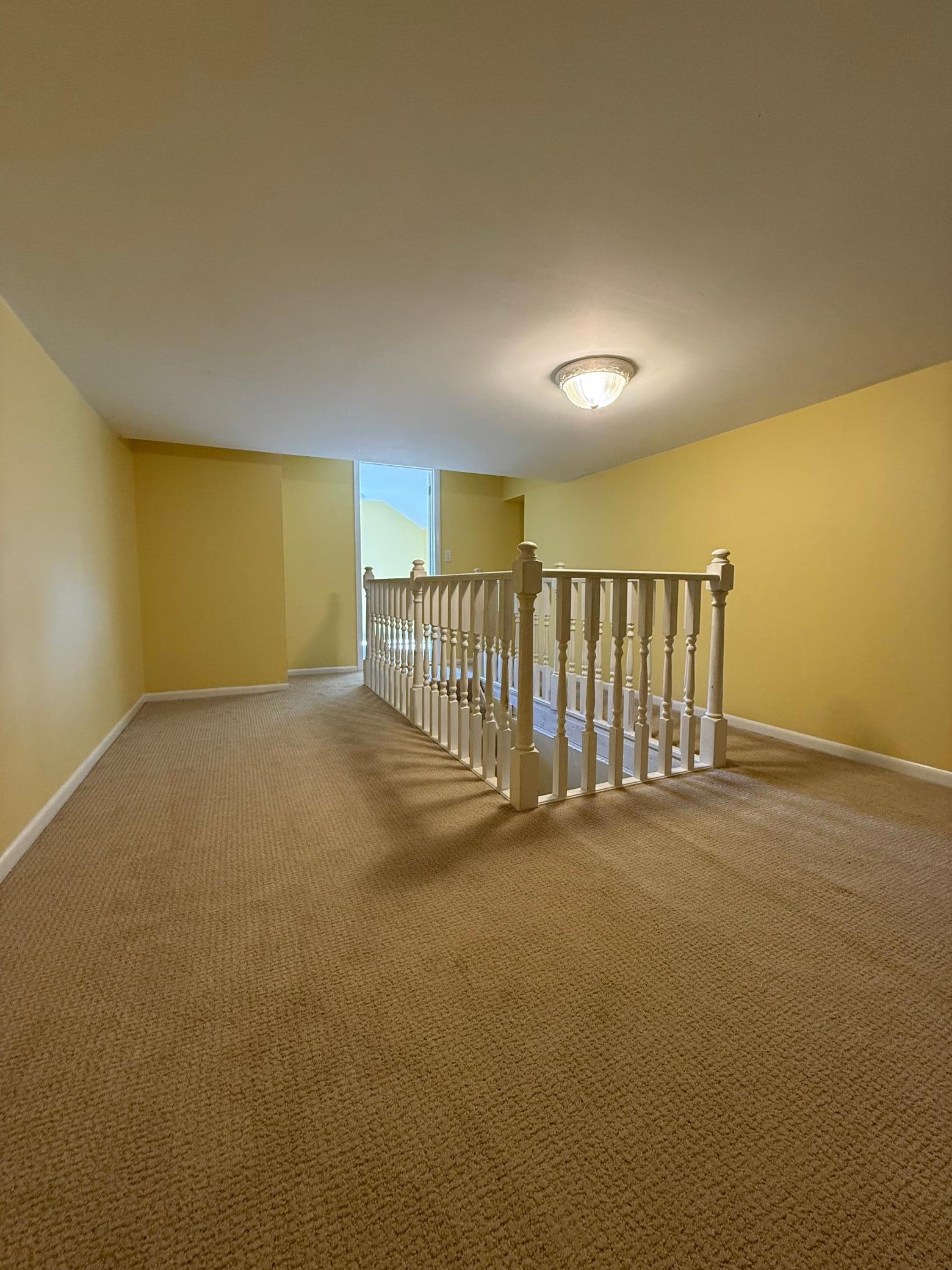 870 Middle Road Property Photo 39