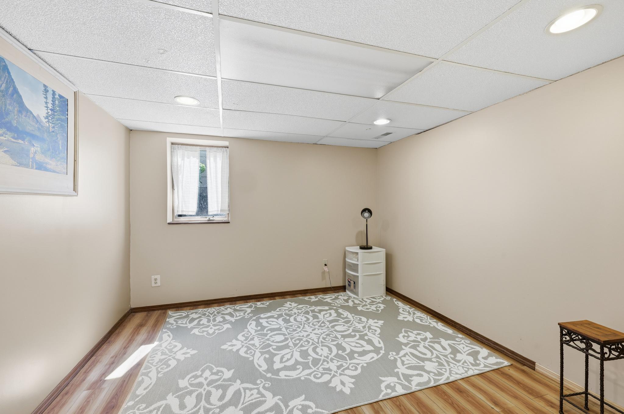 261 1st Avenue Se Property Photo 20