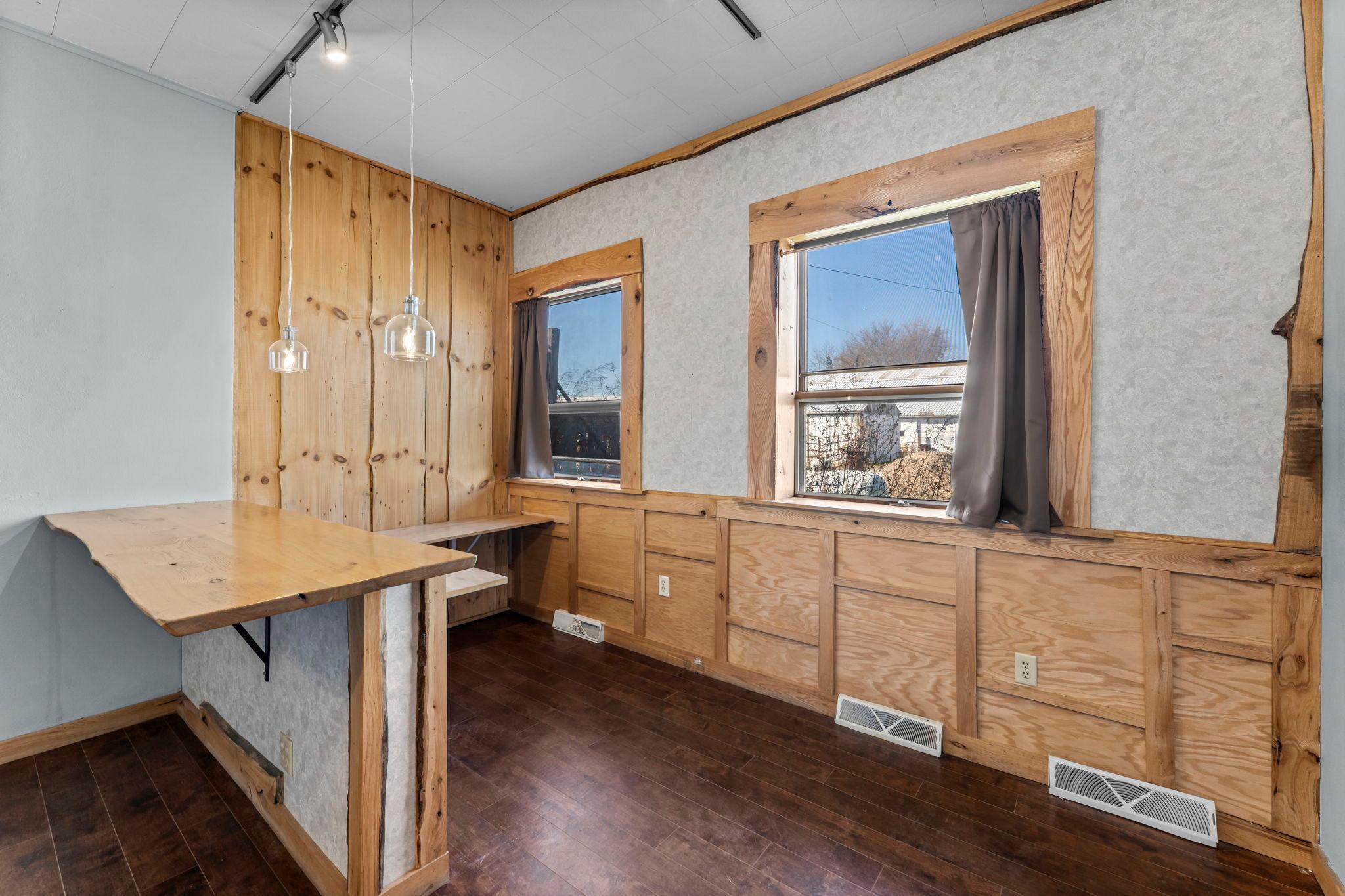 205 2nd Street Sw Property Photo 18