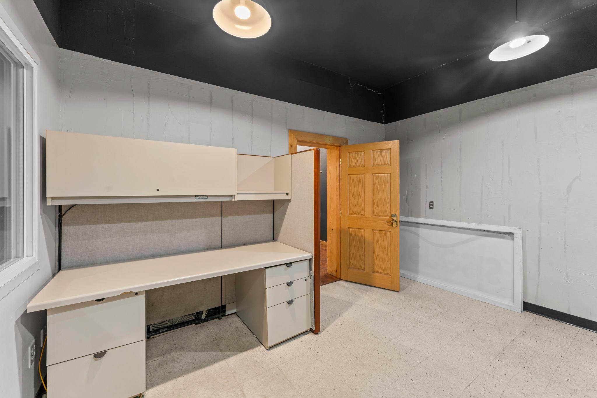 205 2nd Street Sw Property Photo 28
