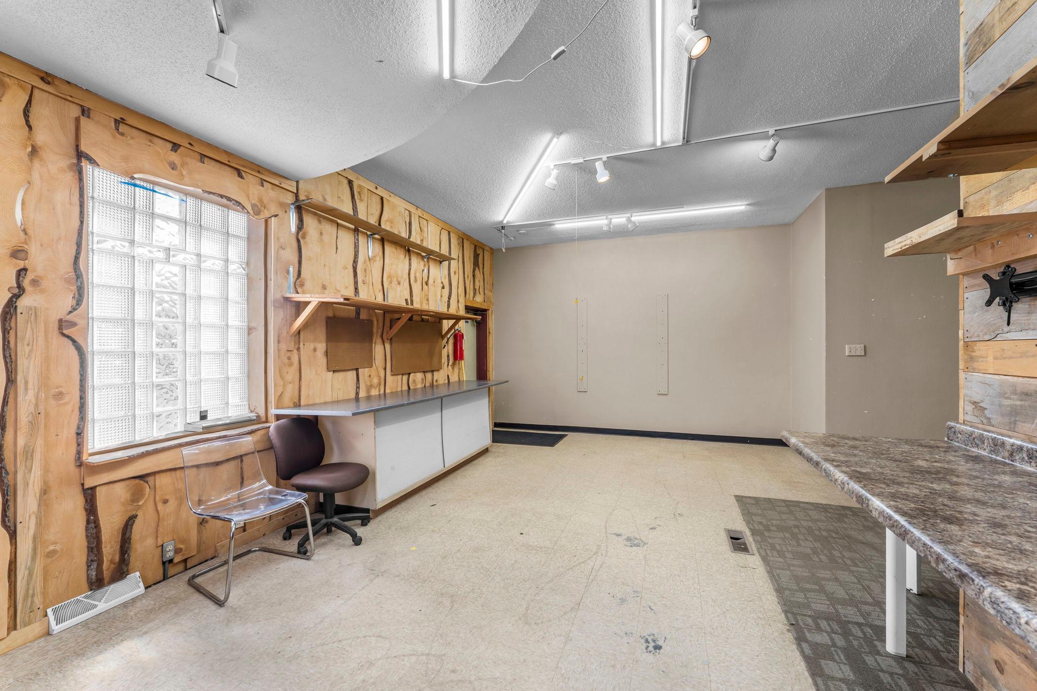 205 2nd Street Sw Property Photo 36