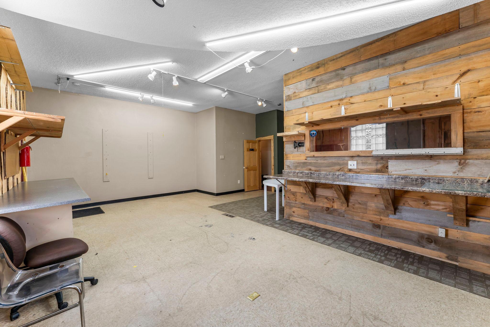 205 2nd Street Sw Property Photo 37