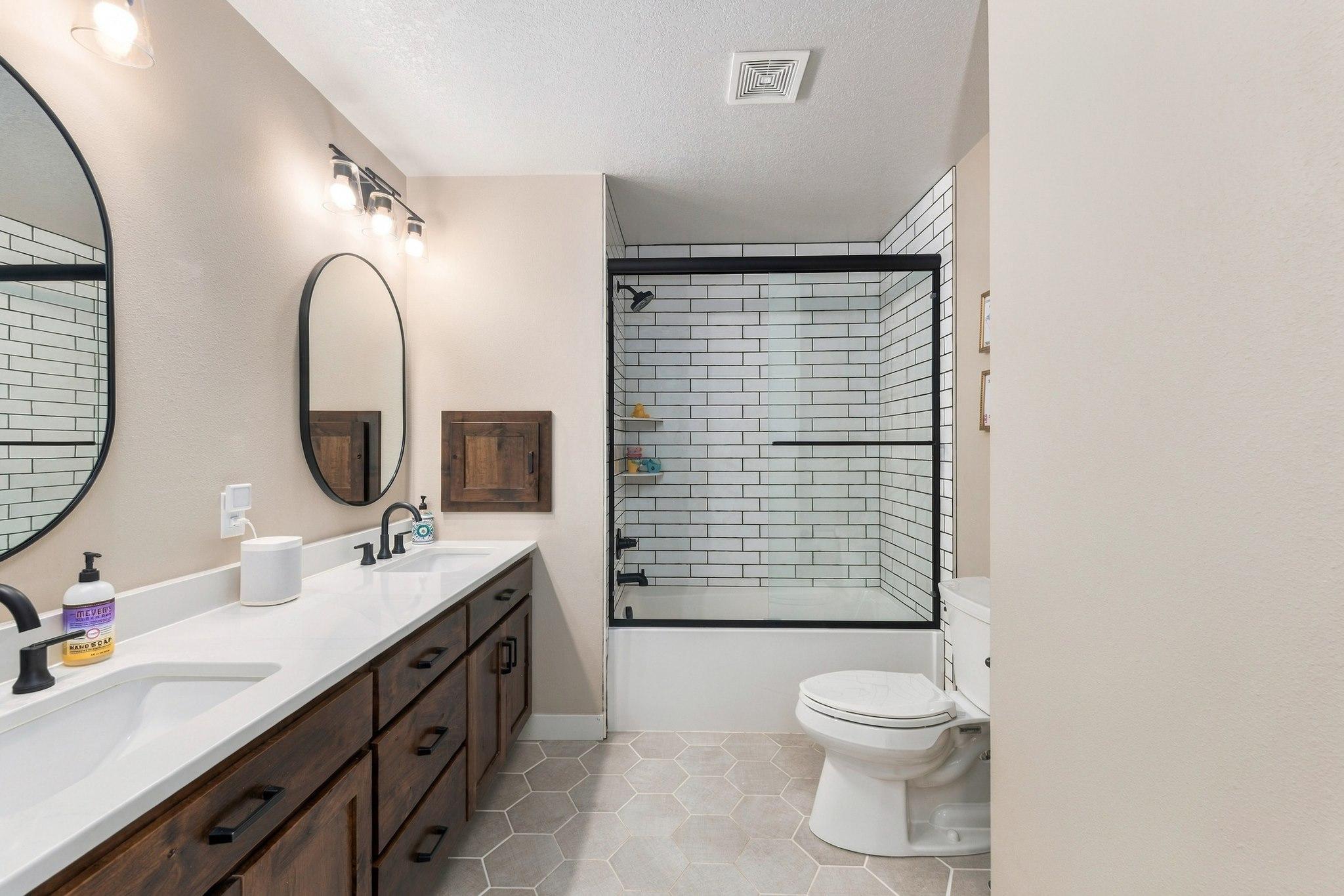 2815 Pyle Lane E Property Photo 25