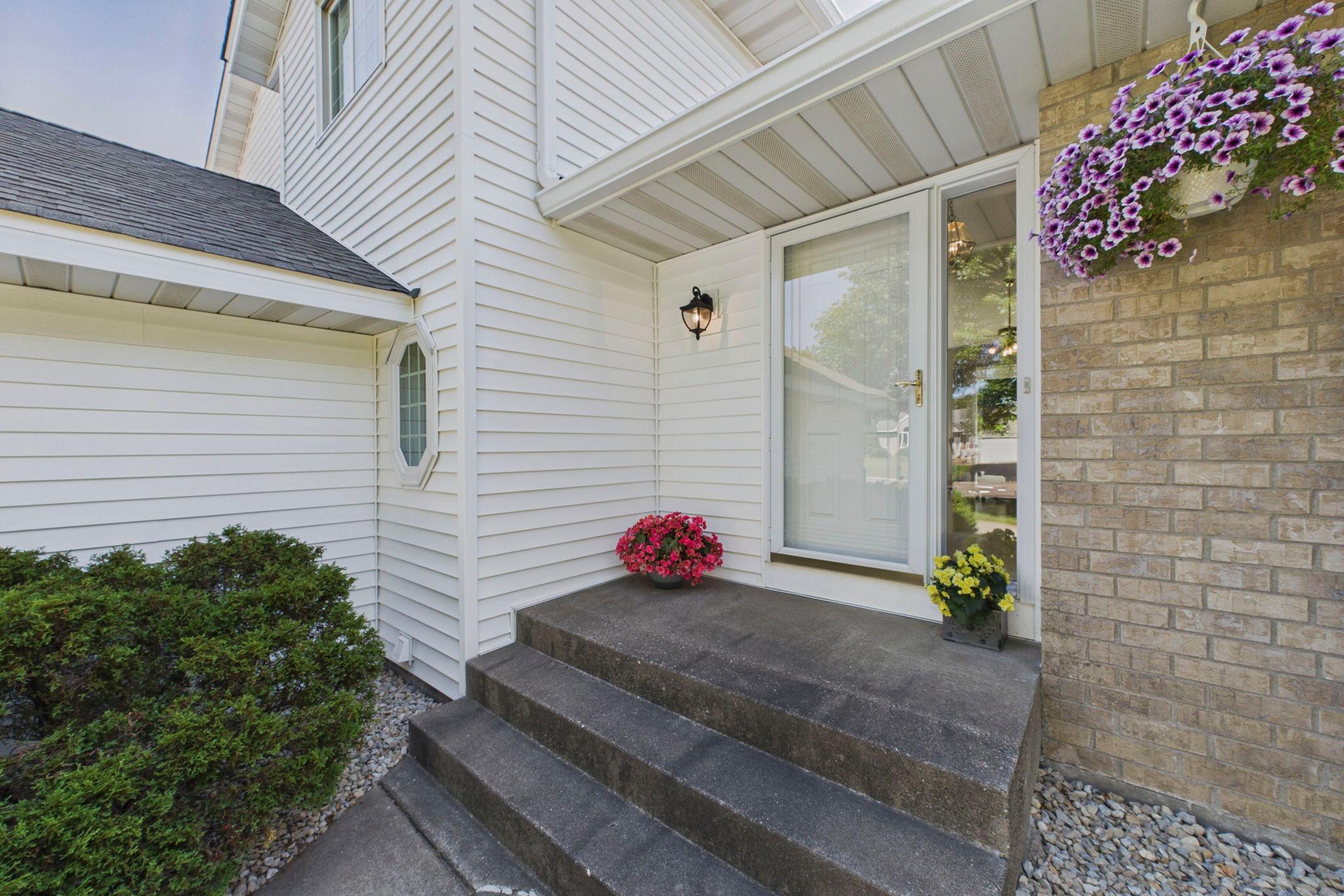9024 Regent Parkway Property Photo 34