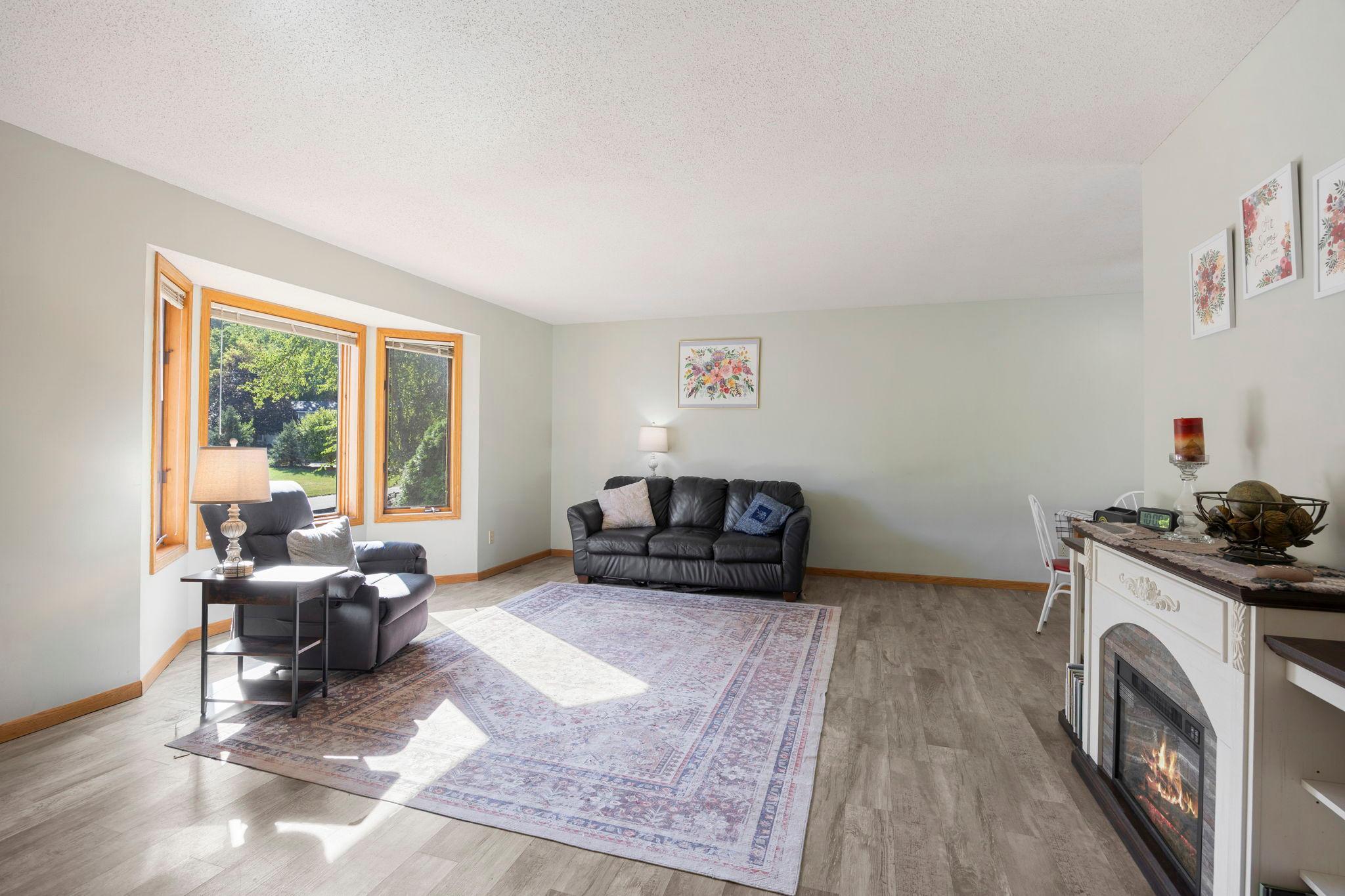 132 Stuart Drive Property Photo 2