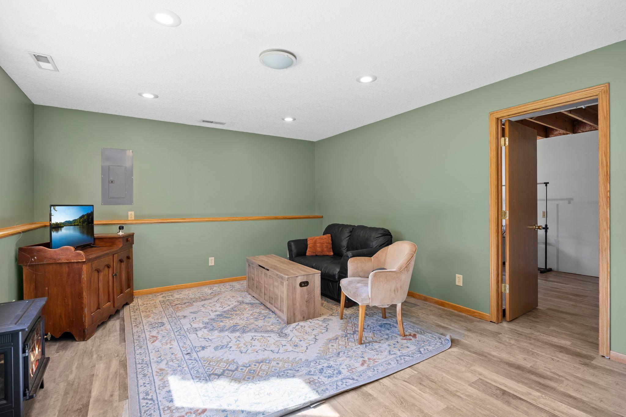 132 Stuart Drive Property Photo 14