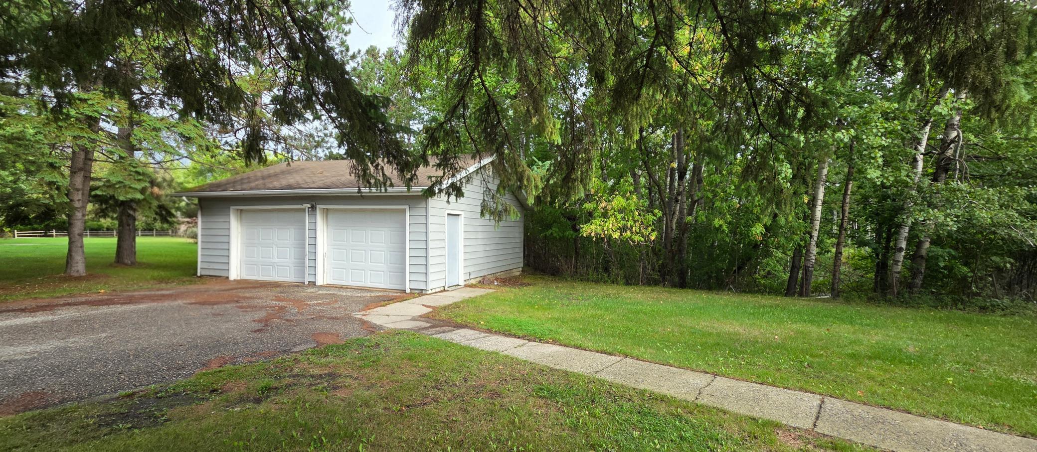 102 Shorewood Drive Property Photo 15