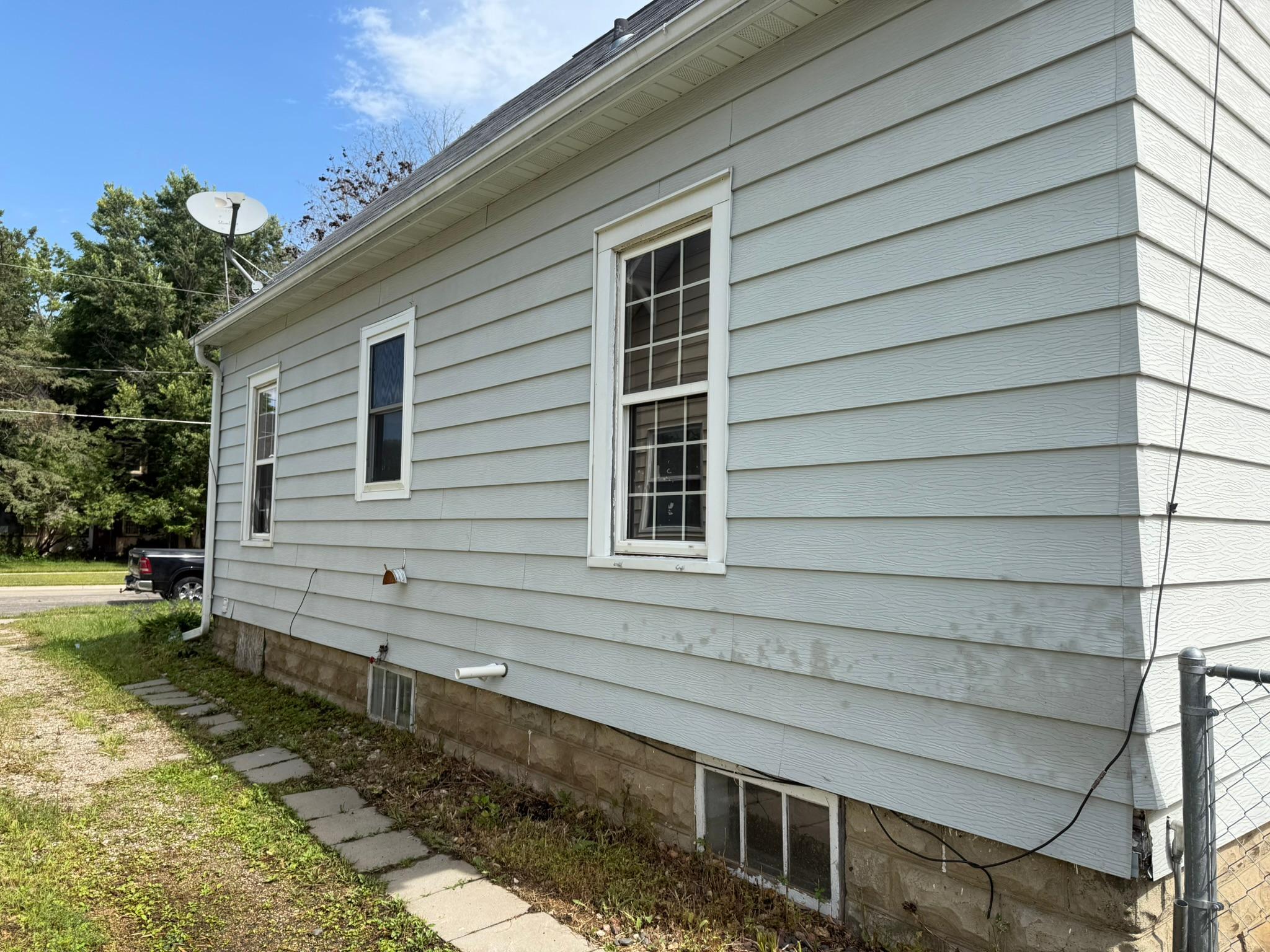 1009 5th Avenue Nw Property Photo 5