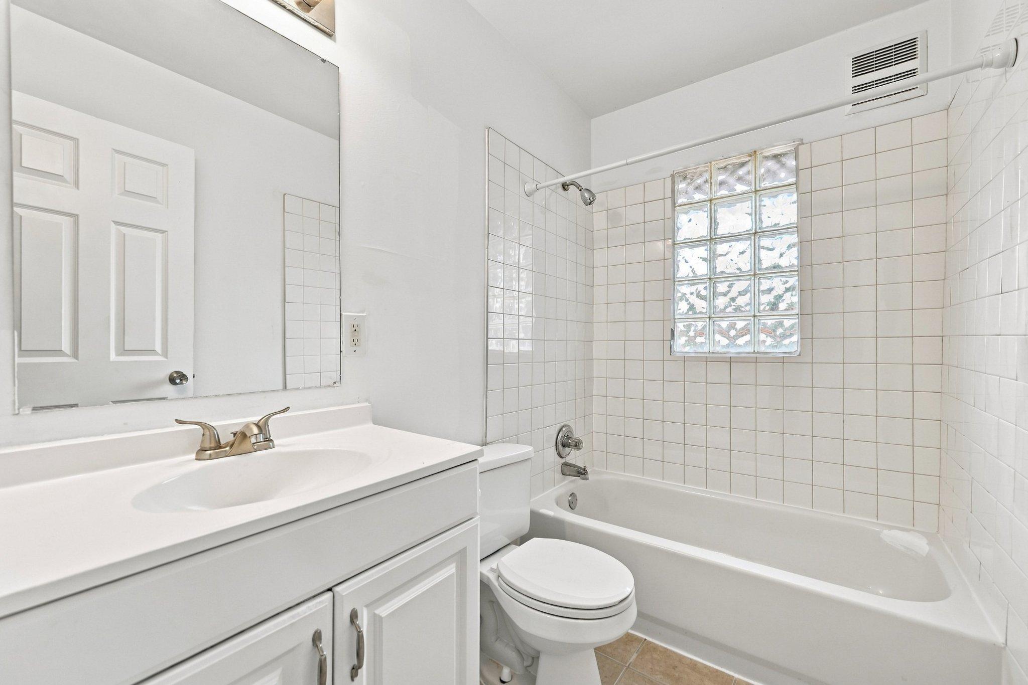 518 37th Avenue Ne Property Photo 10