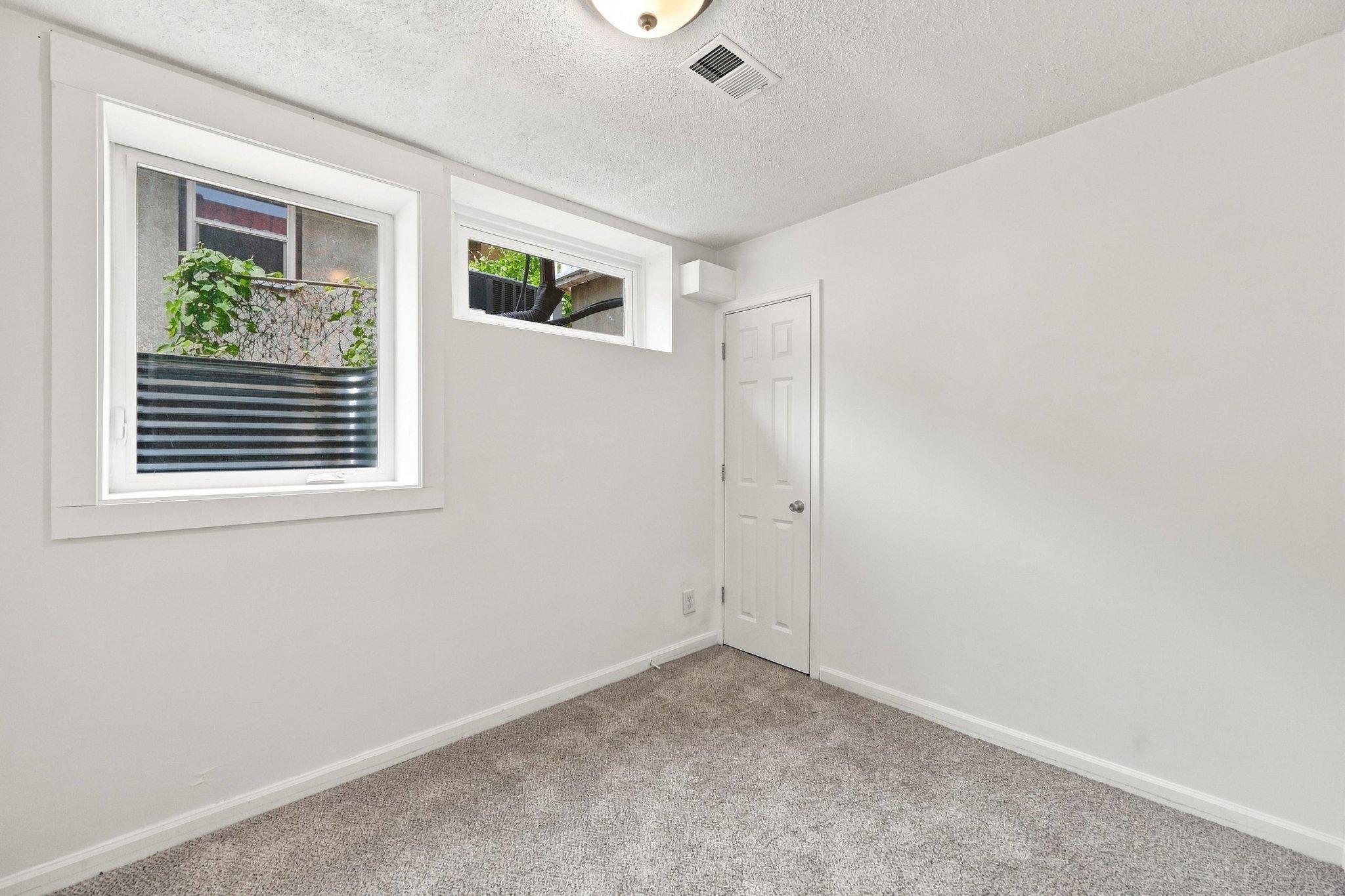 518 37th Avenue Ne Property Photo 26