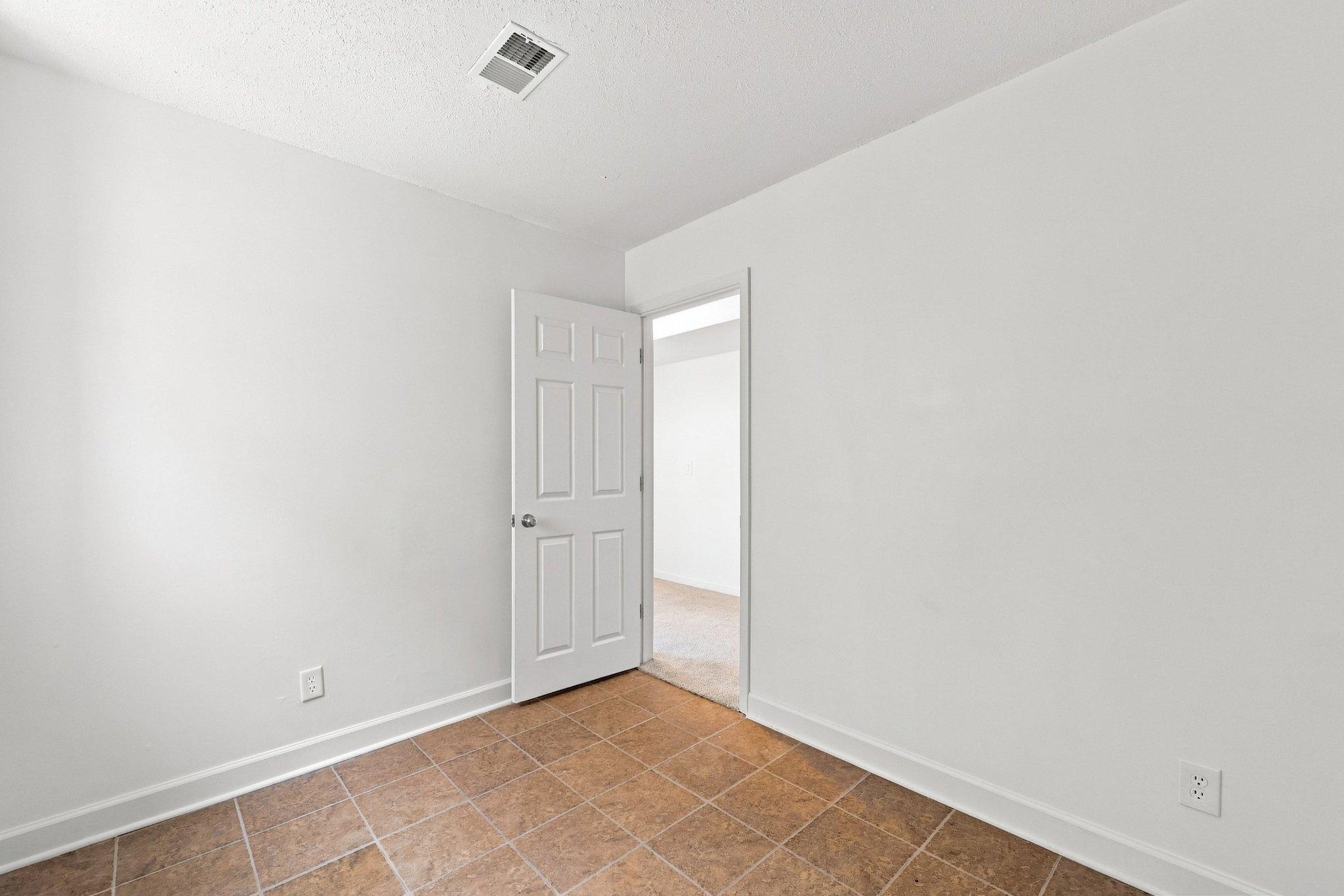 518 37th Avenue Ne Property Photo 39