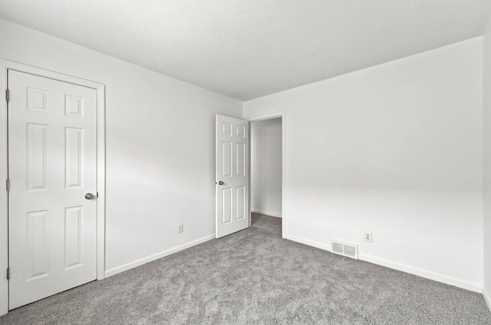 518 37th Avenue Ne Property Photo 46