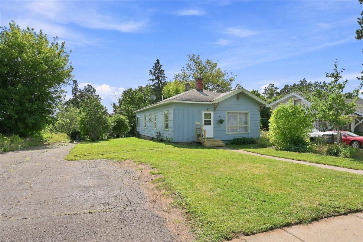 316 W Owatonna Street Property Photo 1